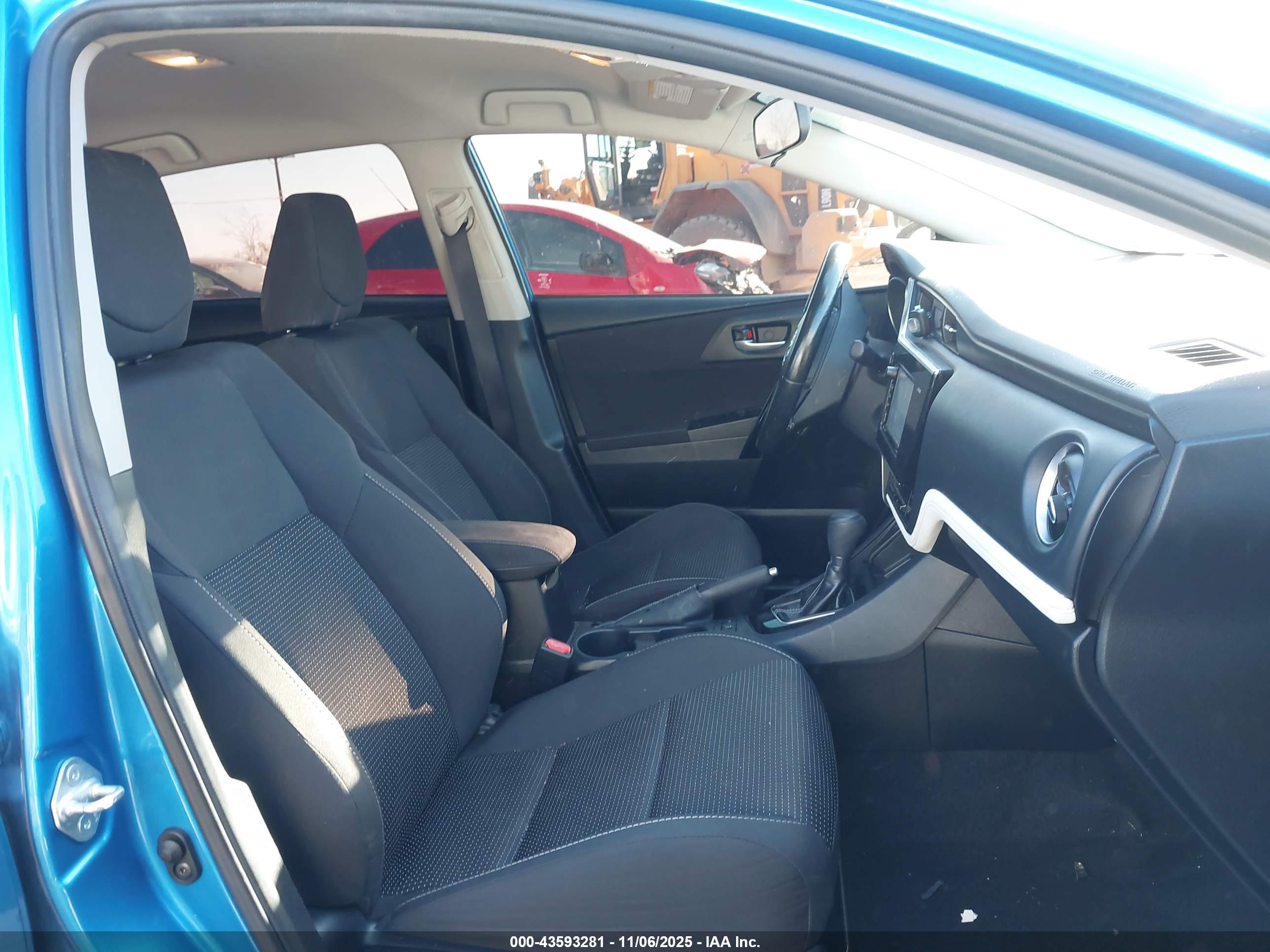 TOYOTA COROLLA image 5
