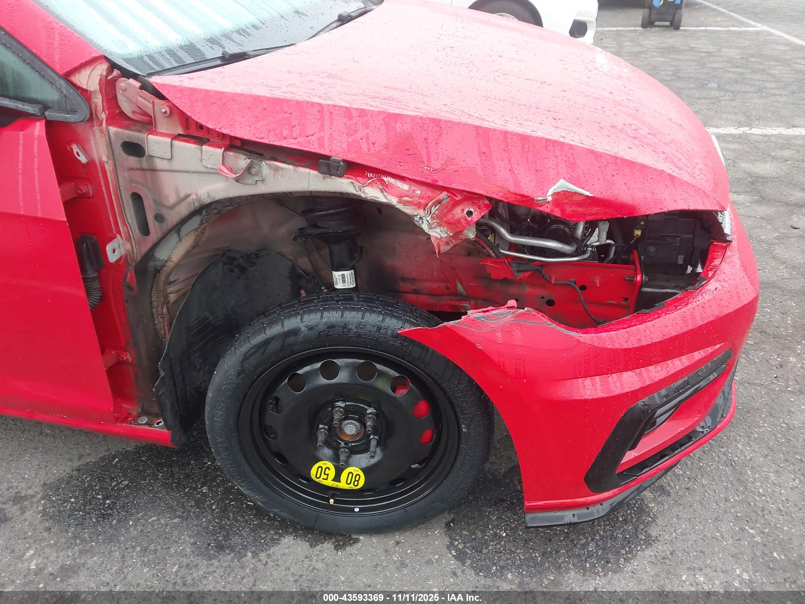 VOLKSWAGEN GOLF image 6