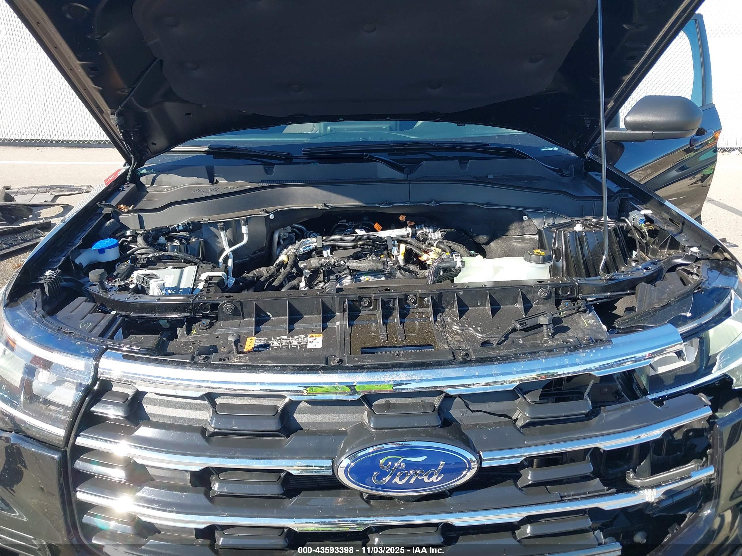 FORD EXPLORER image 10