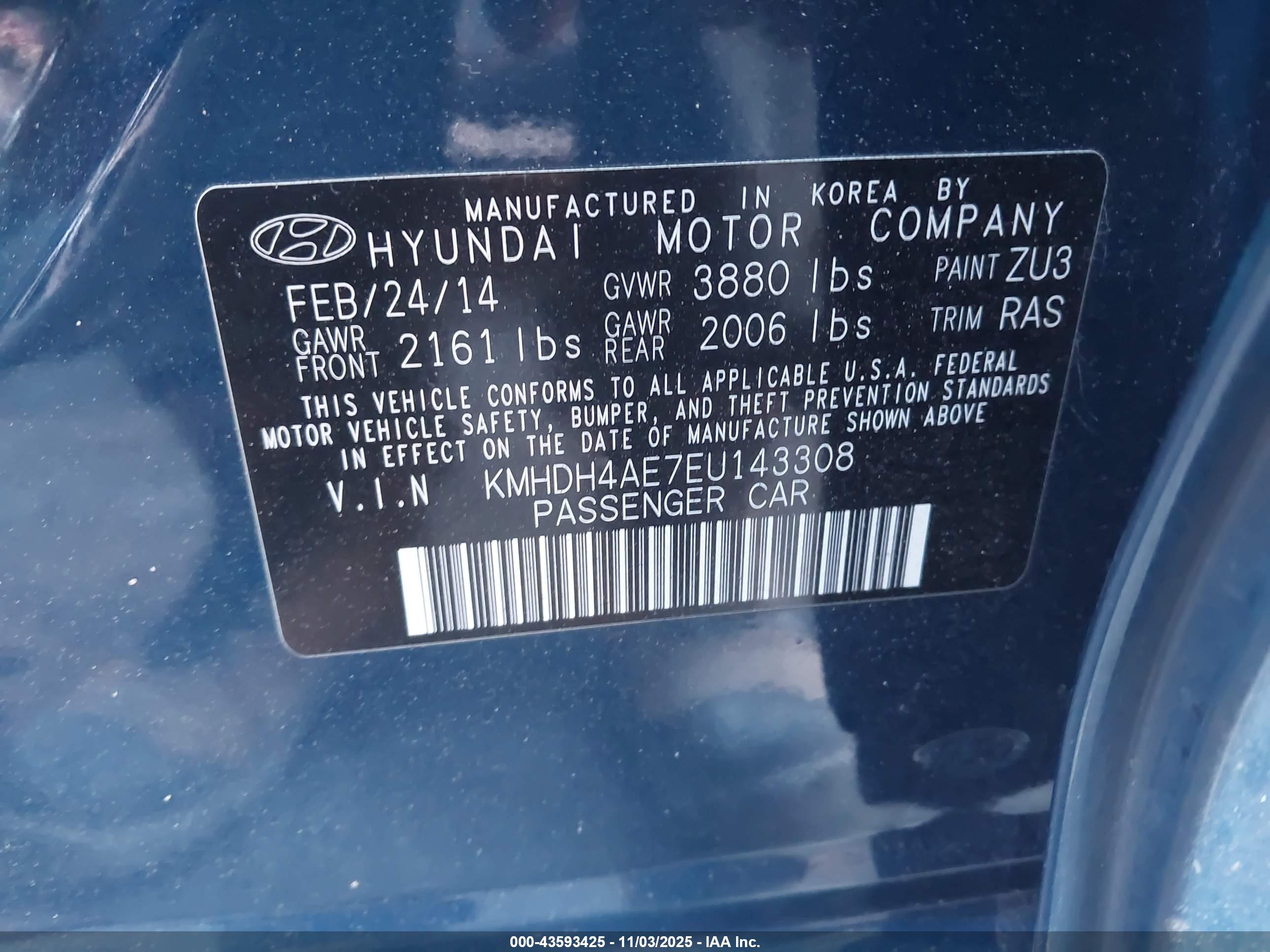 HYUNDAI ELANTRA image 9
