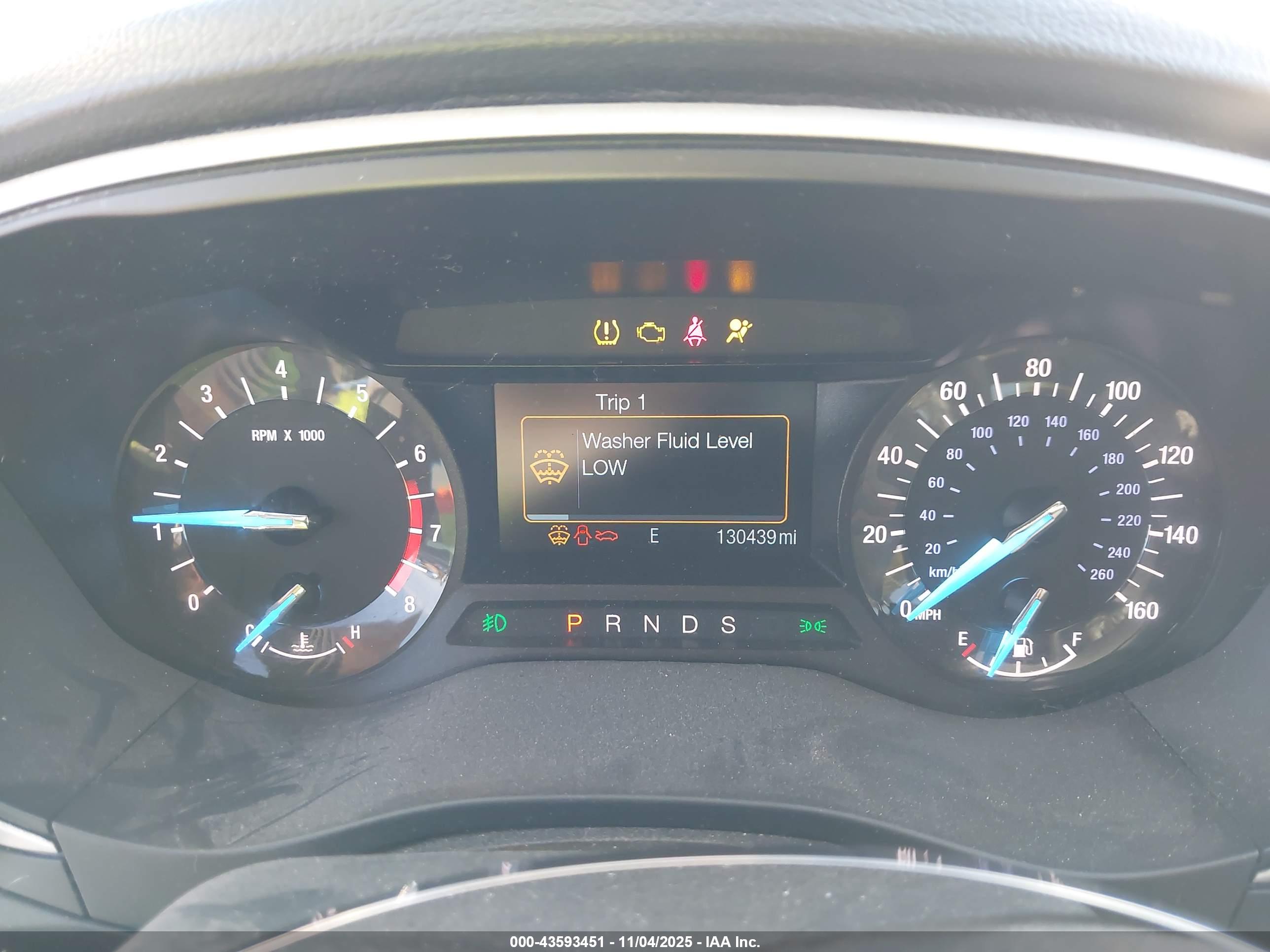 FORD FUSION image 7