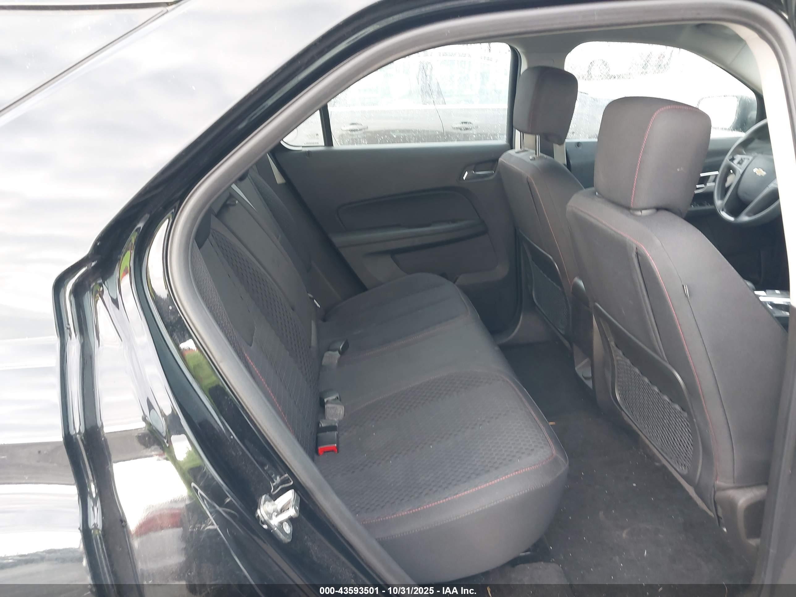 CHEVROLET EQUINOX image 8