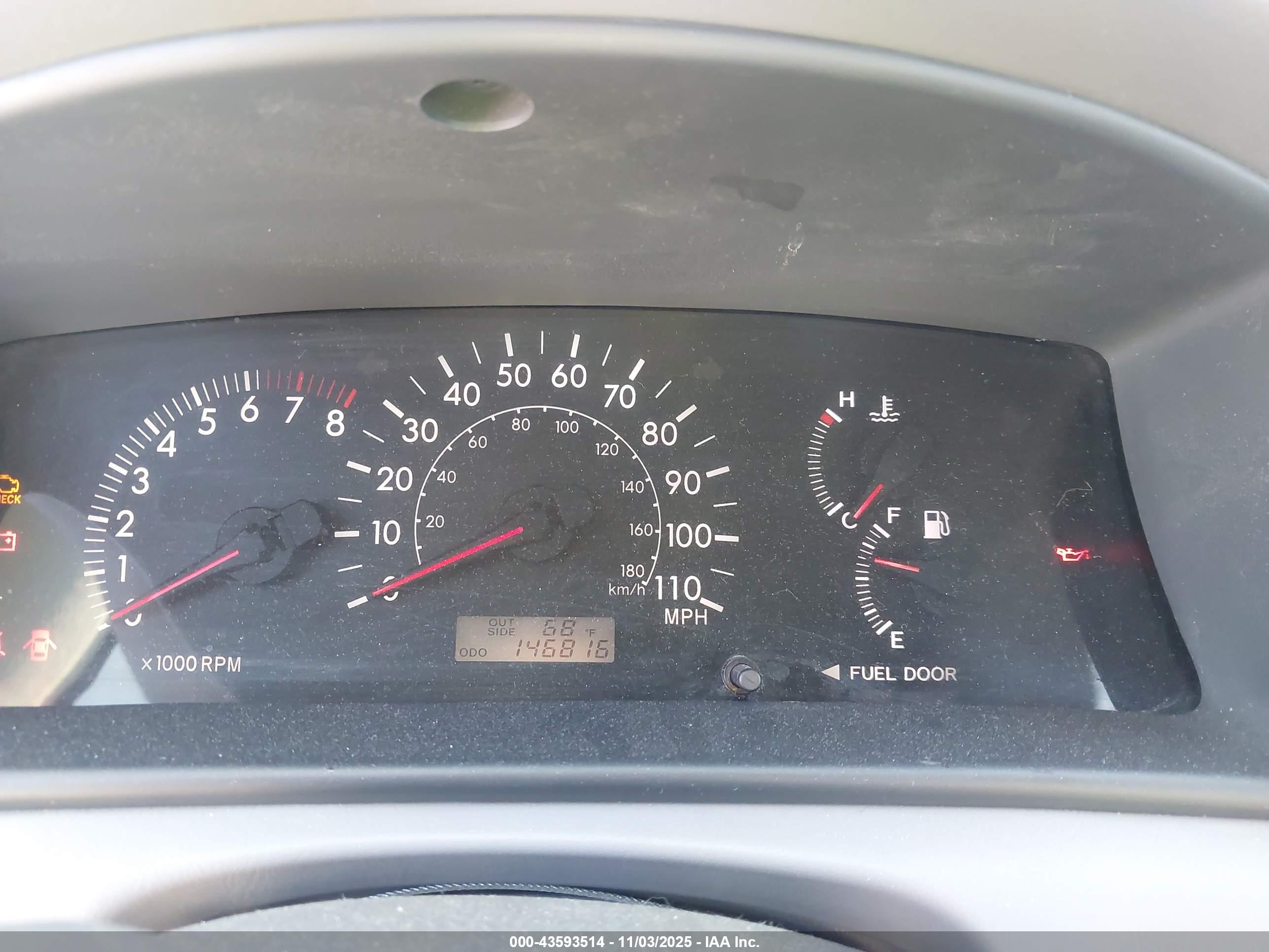 TOYOTA COROLLA image 7