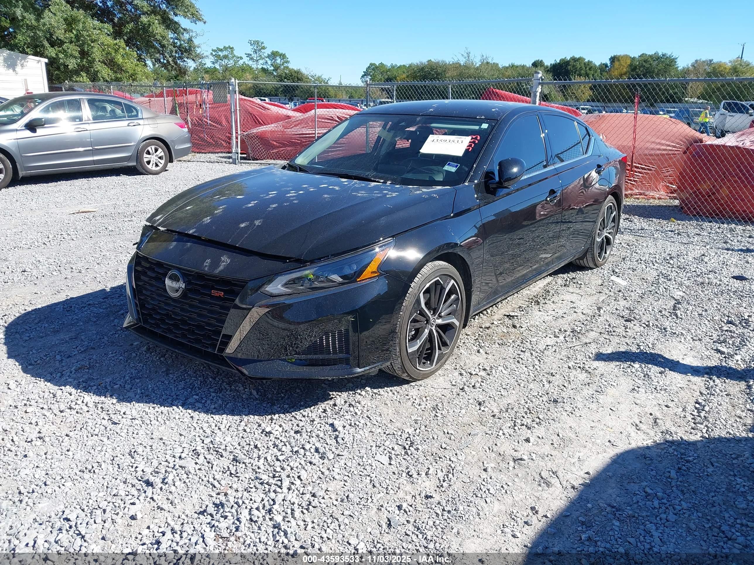 NISSAN ALTIMA image 2