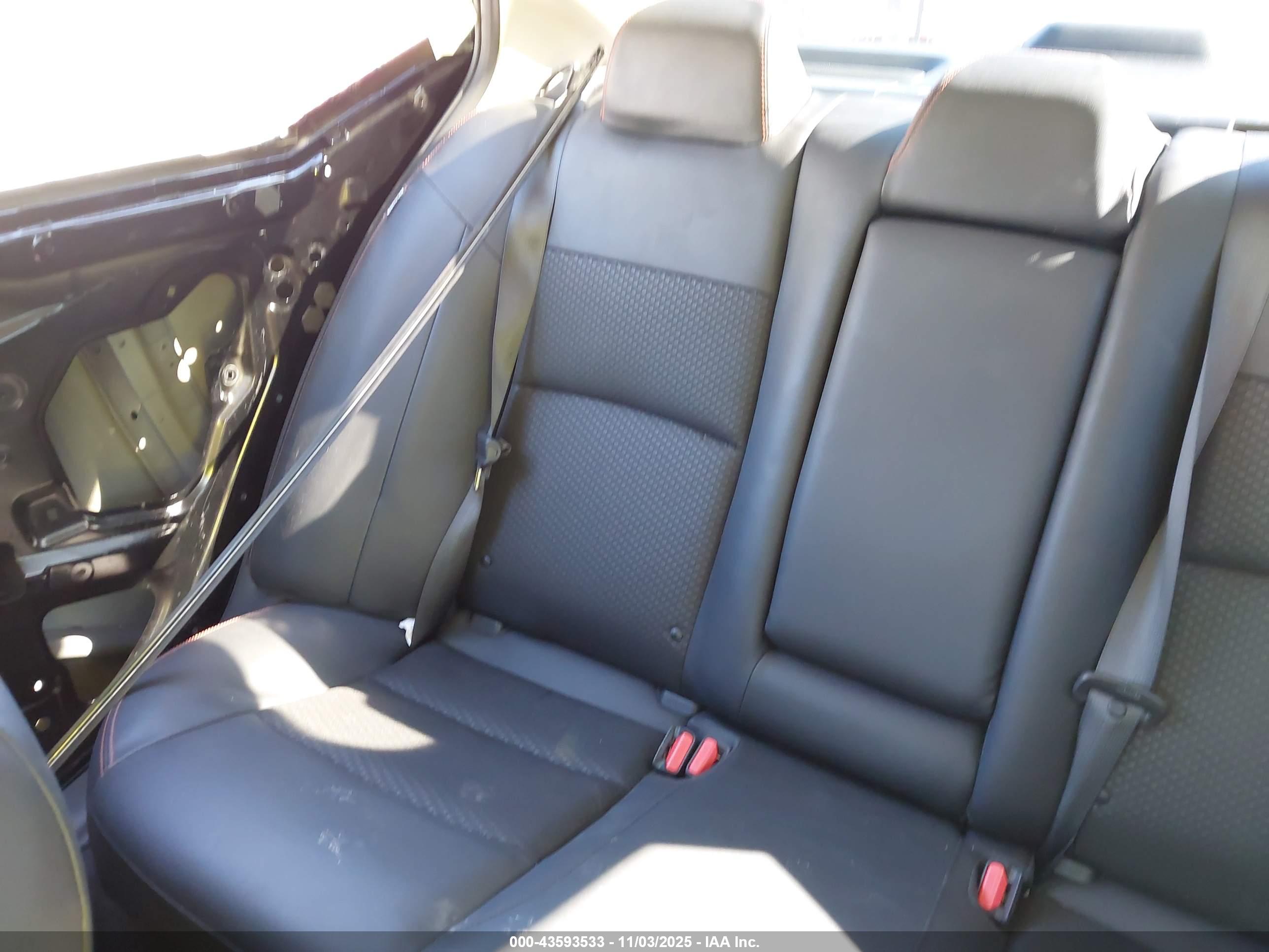 NISSAN ALTIMA image 8