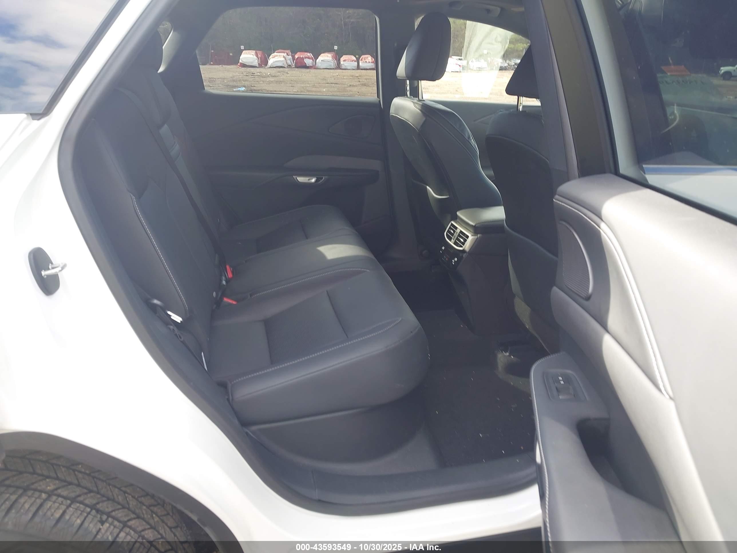 LEXUS RX image 8