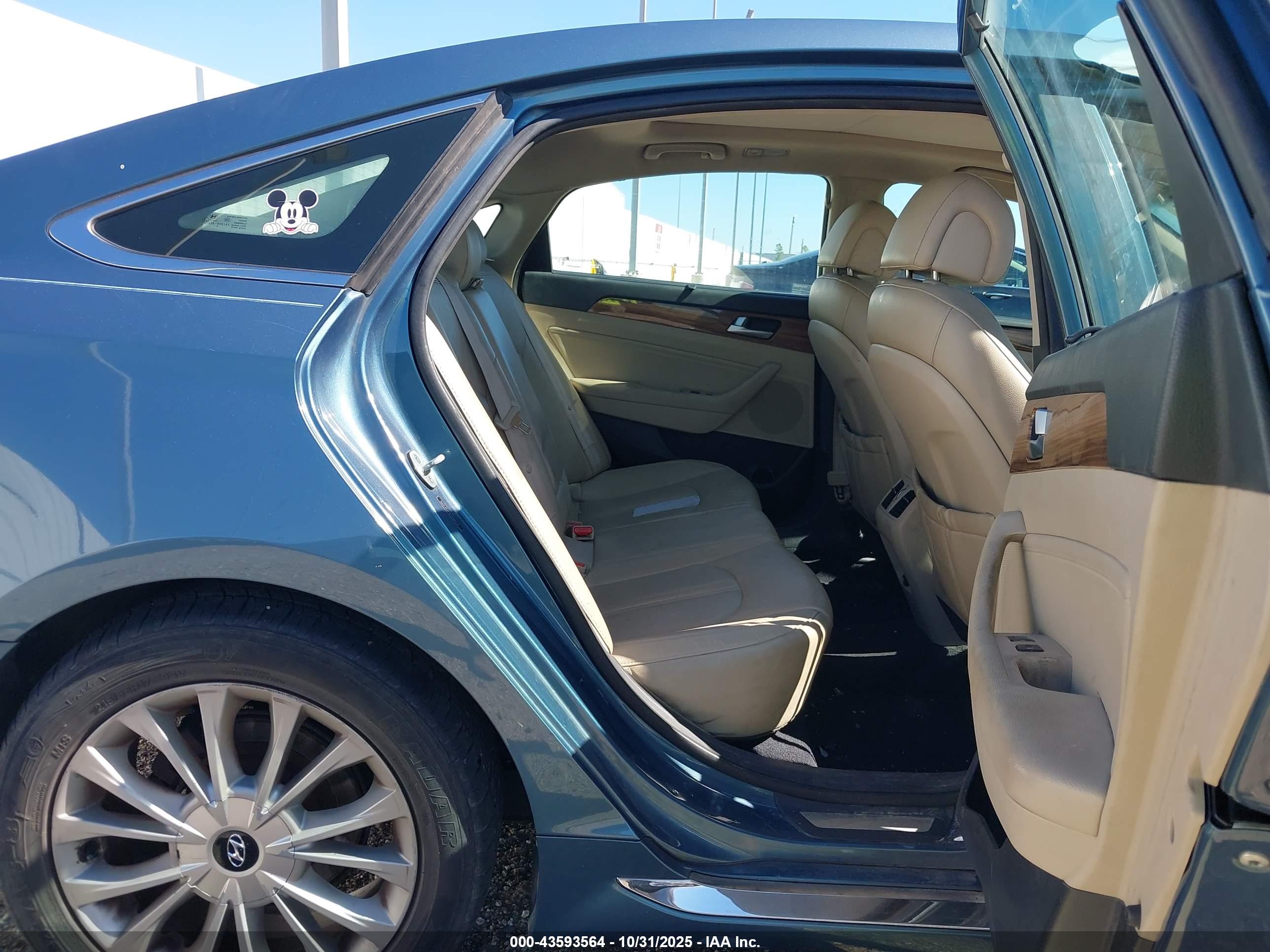 HYUNDAI SONATA image 8