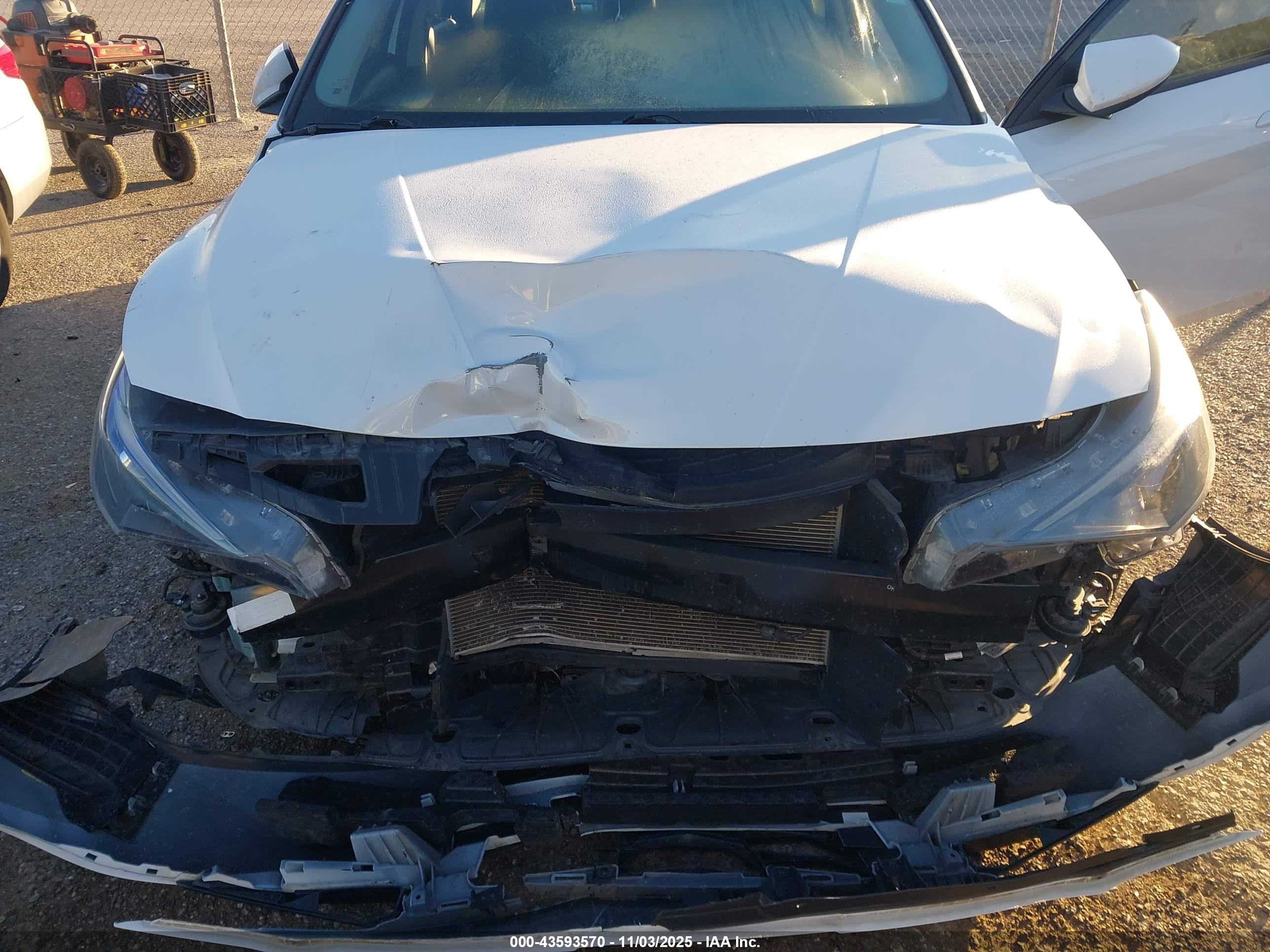 HYUNDAI ELANTRA image 10