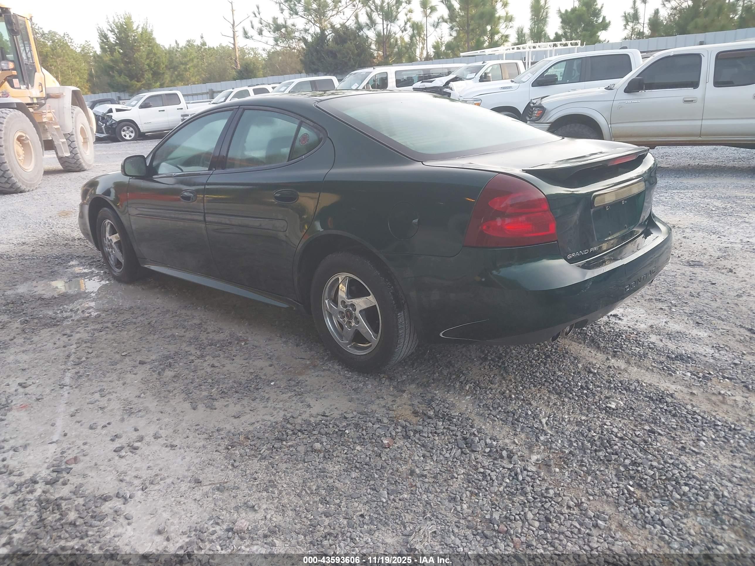 PONTIAC GRAND image 3