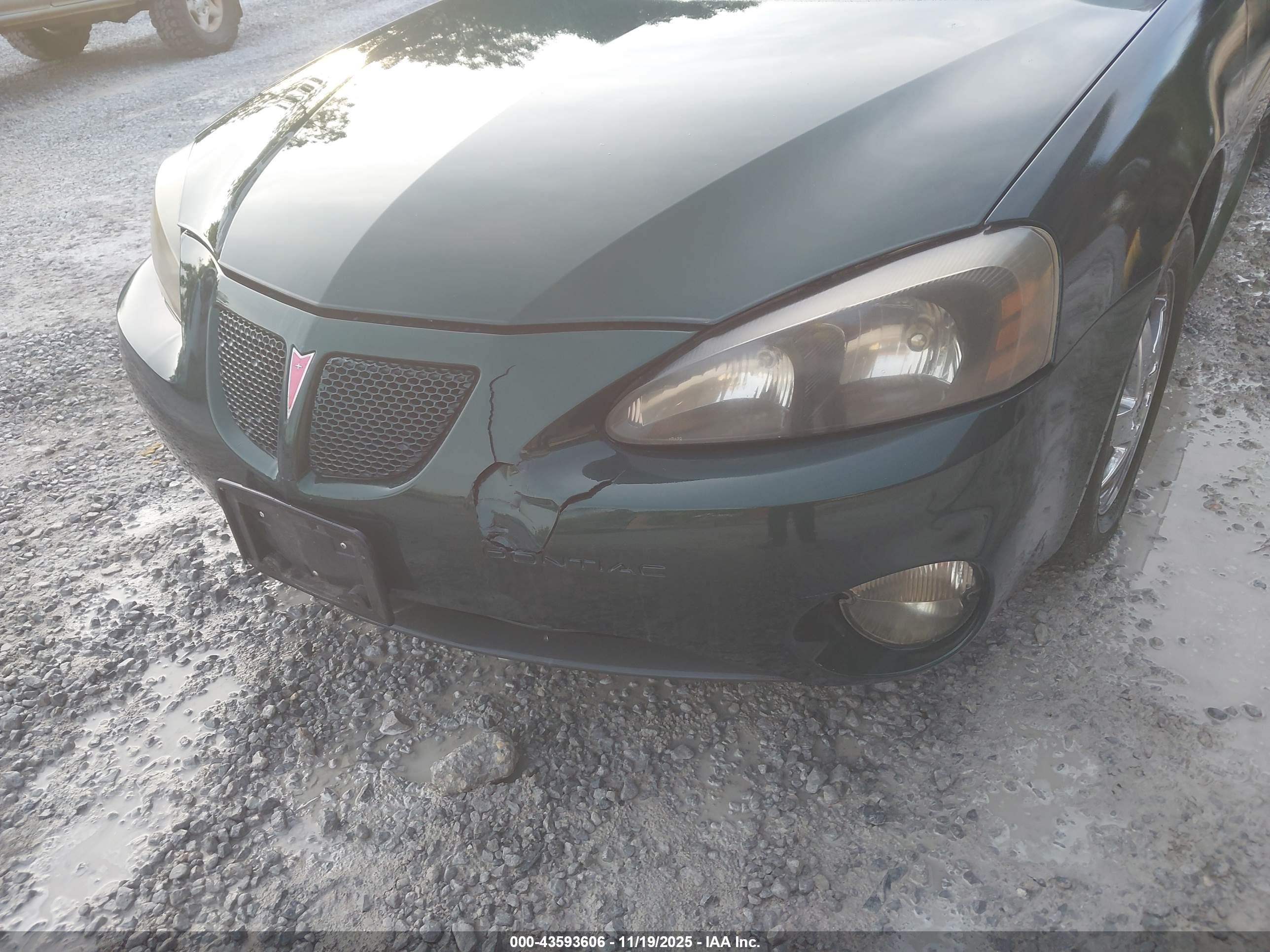 PONTIAC GRAND image 6