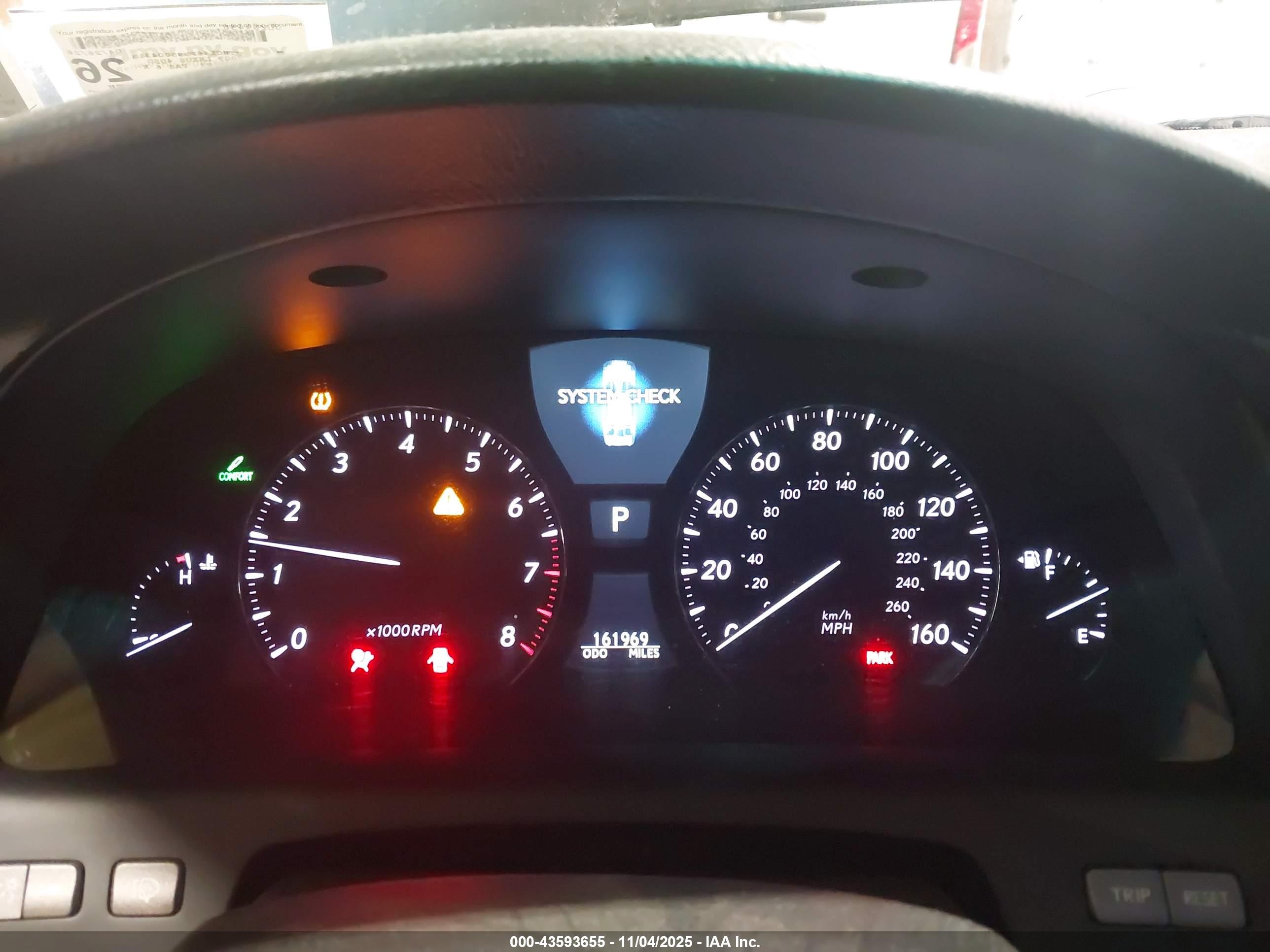 LEXUS LS image 7