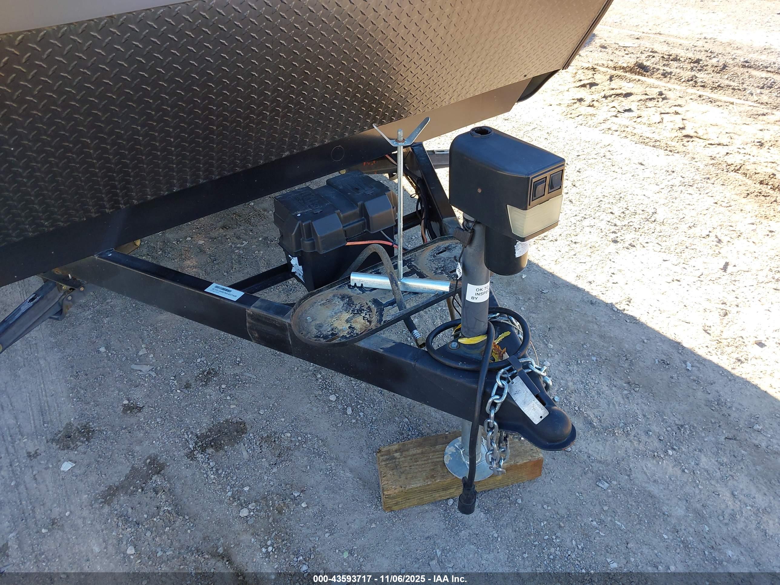 CATALINA COACHMEN image 10