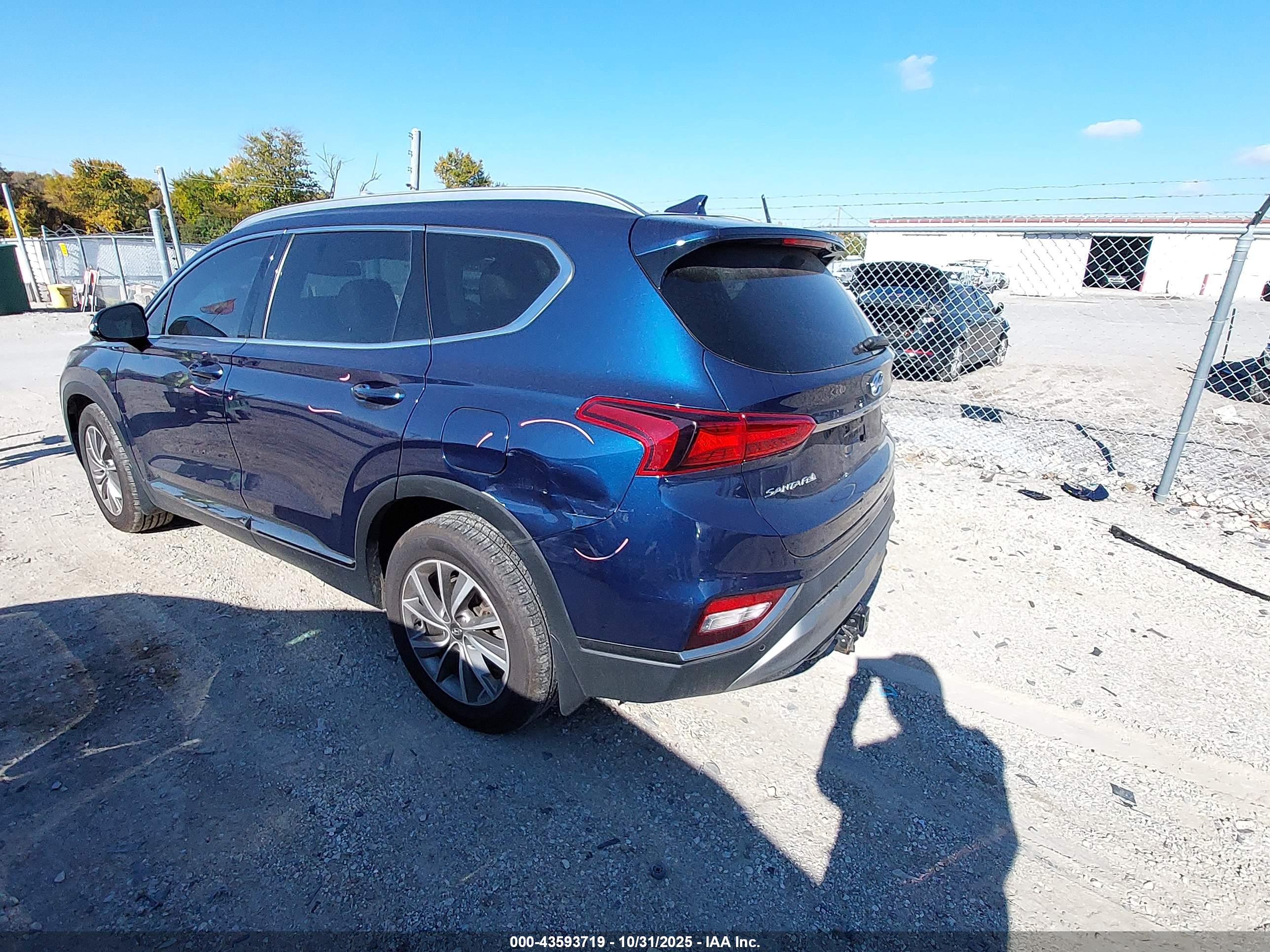 HYUNDAI SANTA image 3