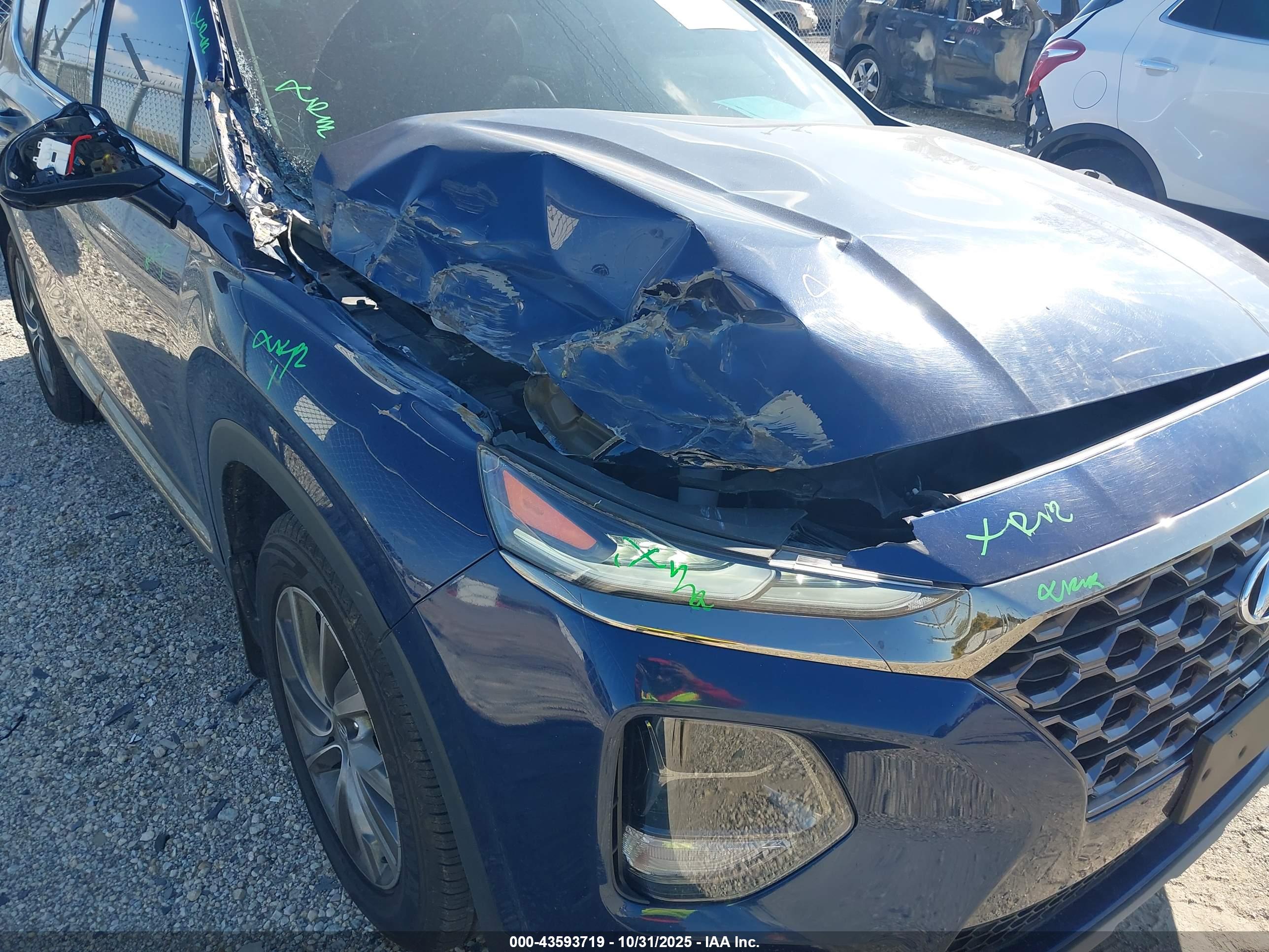 HYUNDAI SANTA image 6