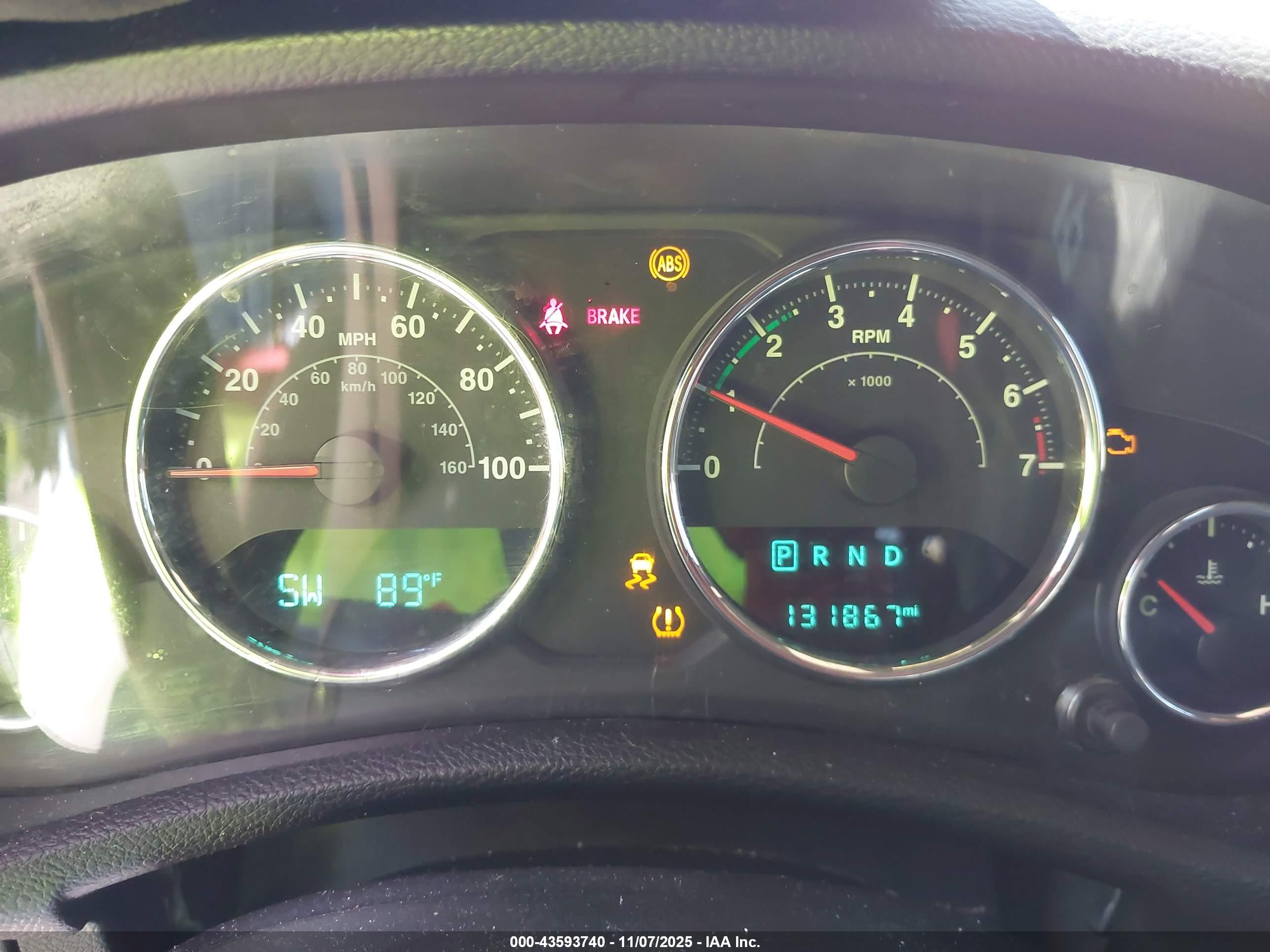 JEEP WRANGLER image 7