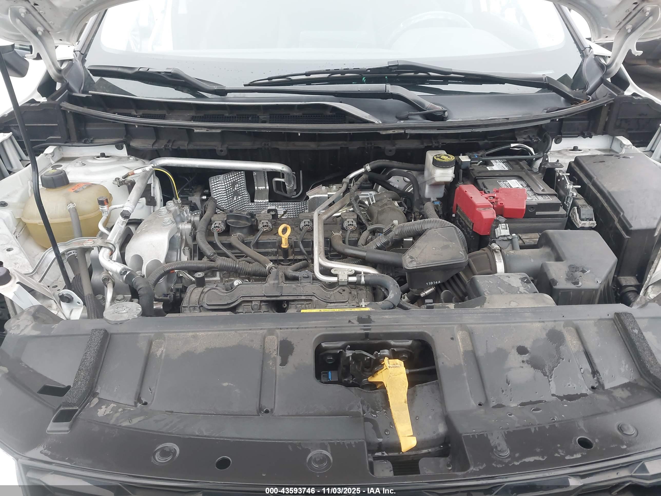 NISSAN ROGUE image 10