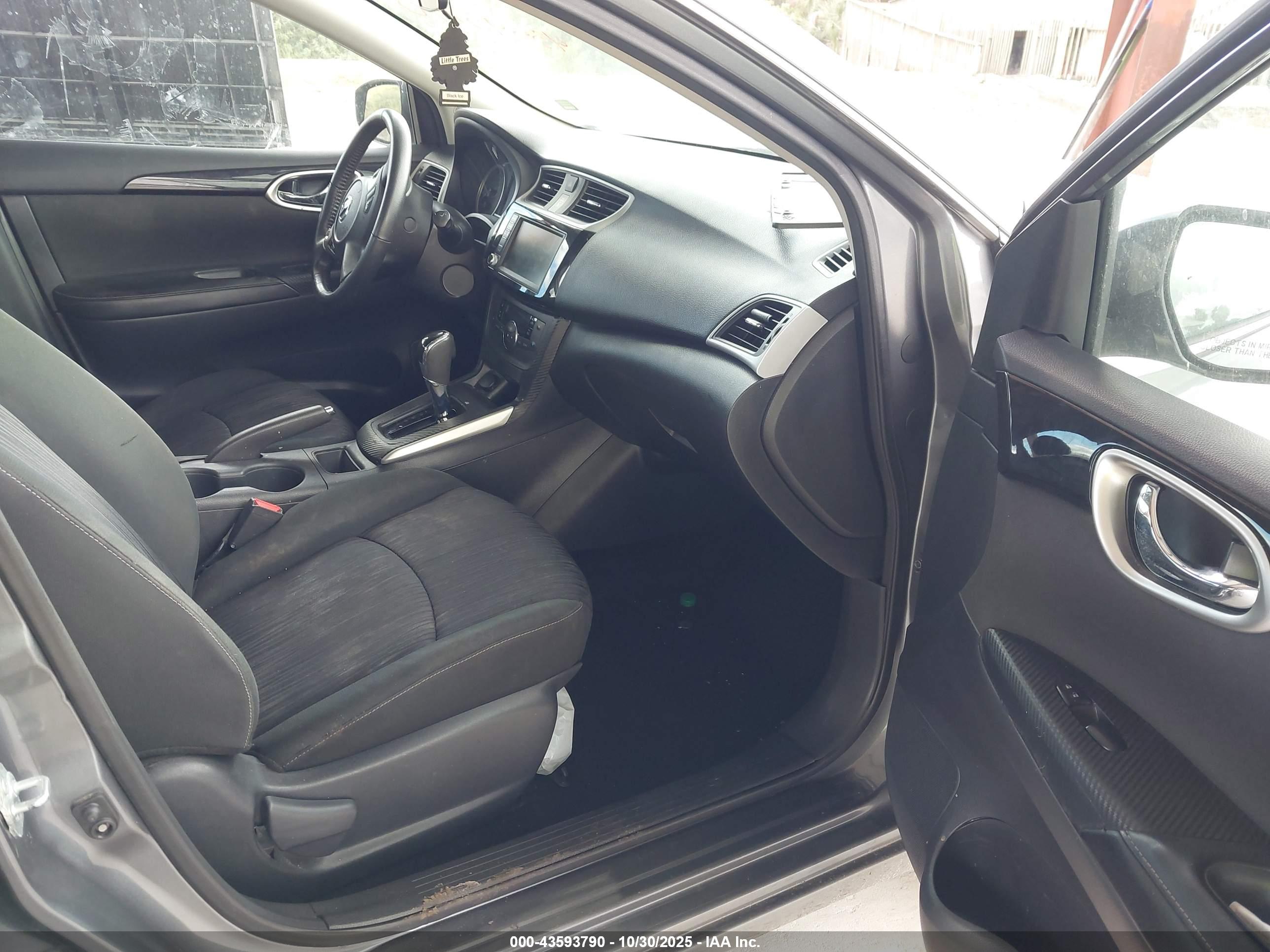NISSAN SENTRA image 5