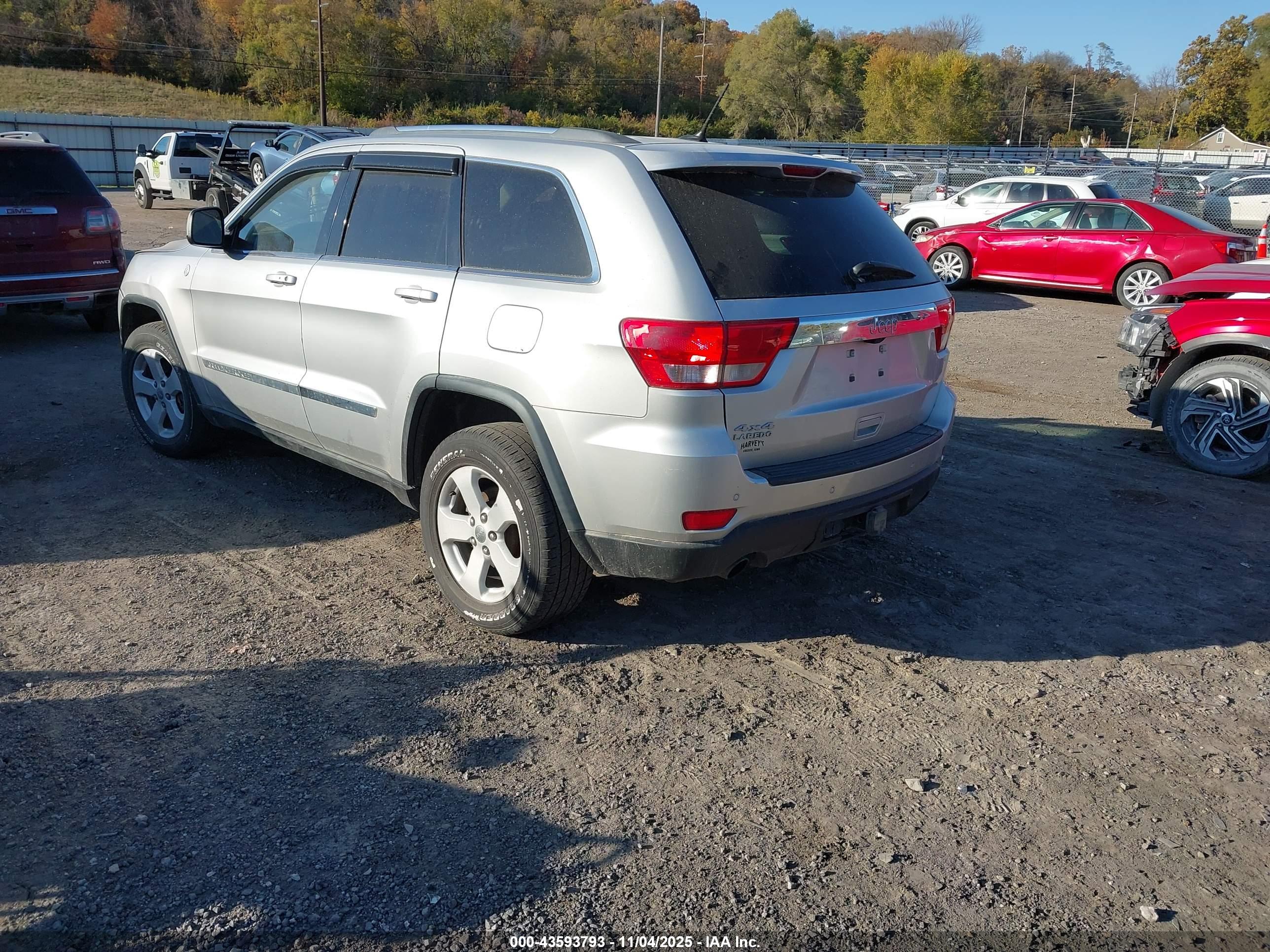 JEEP GRAND image 3