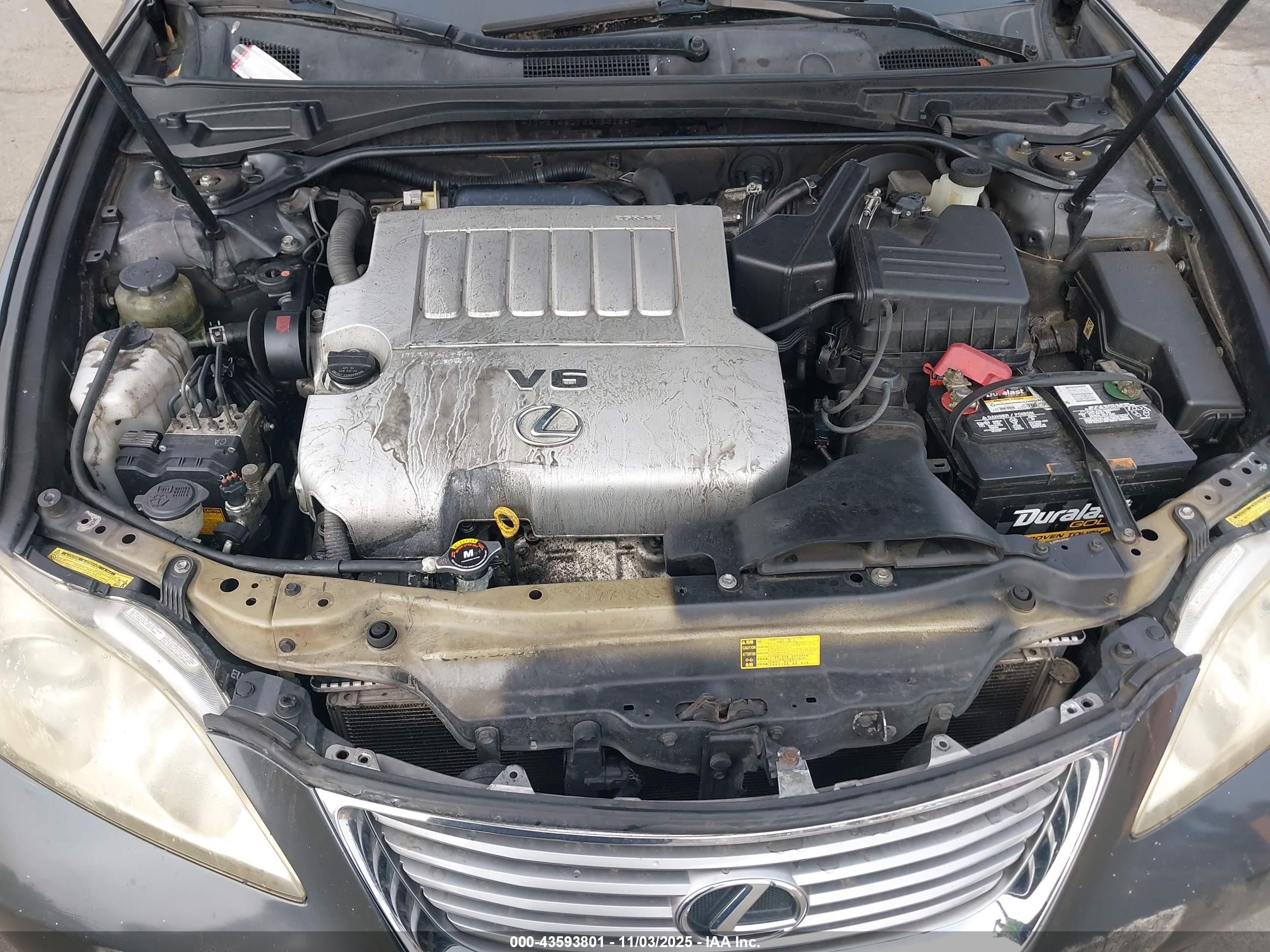 LEXUS ES image 10