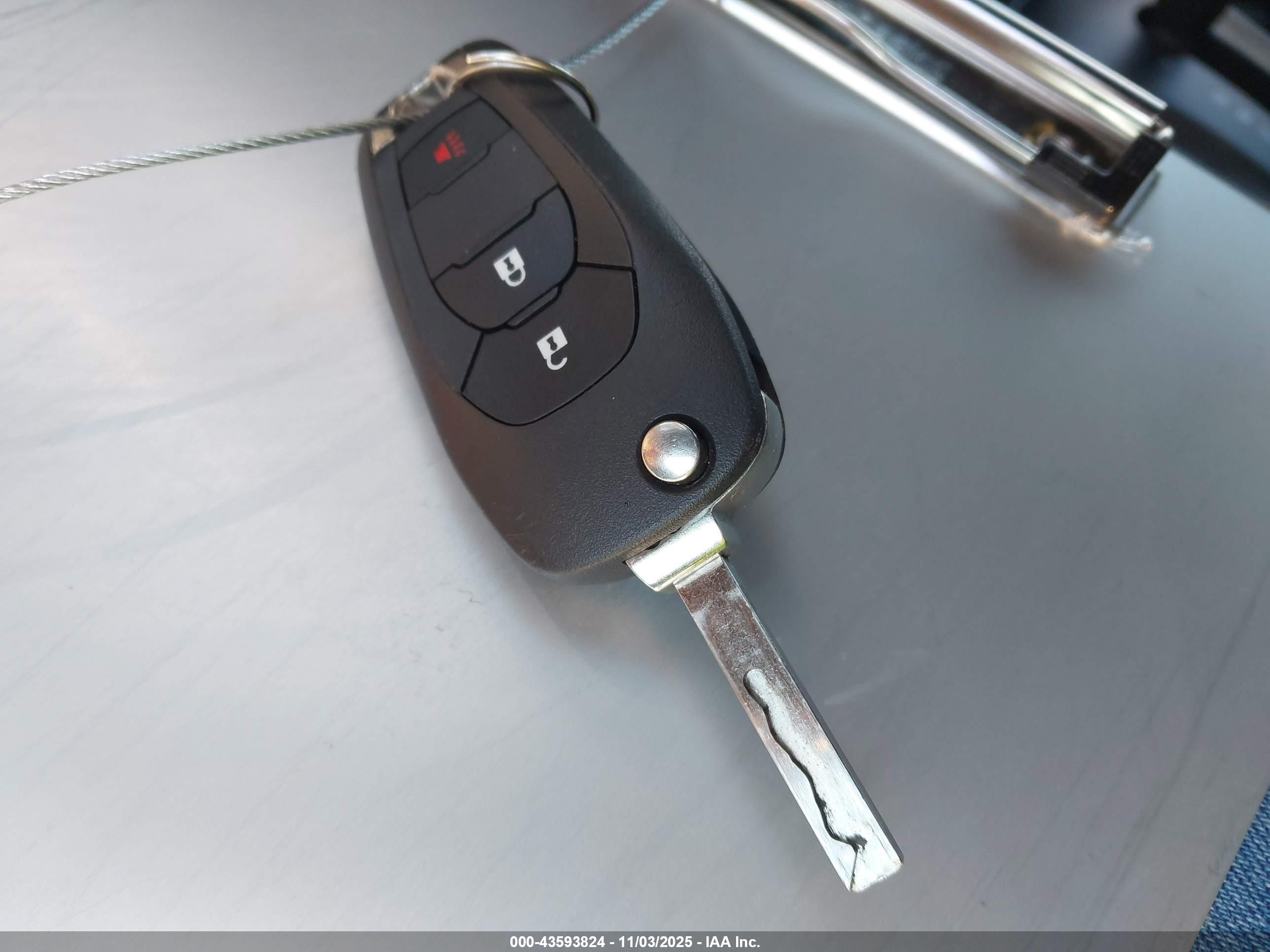 CHEVROLET TRAX image 11