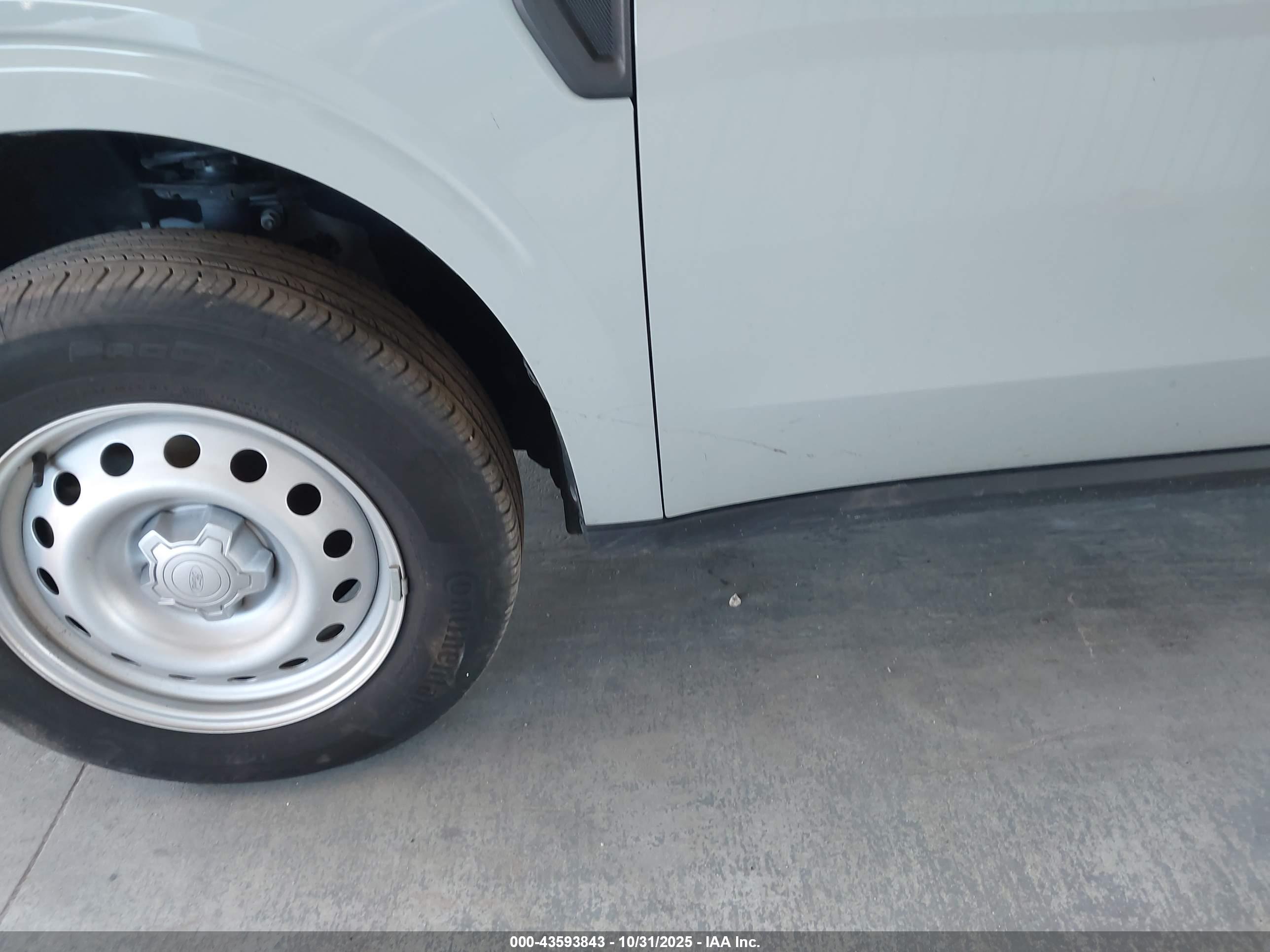FORD MAVERICK image 6