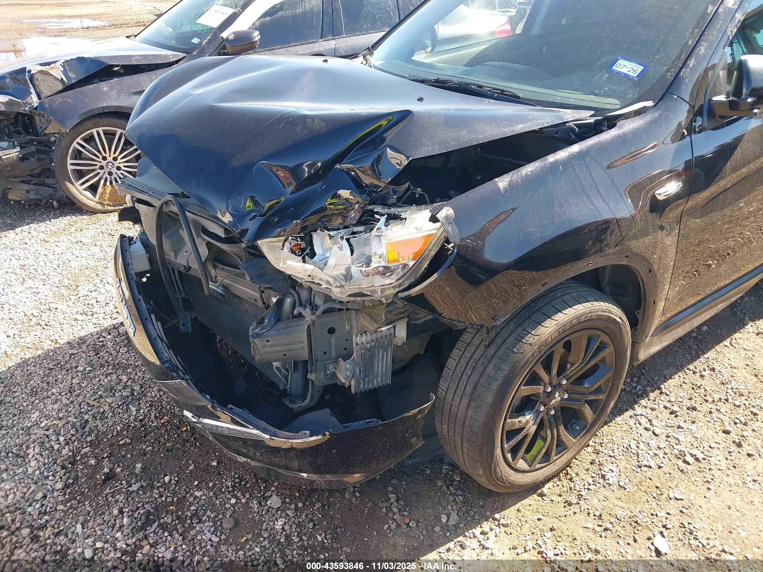 MITSUBISHI OUTLANDER image 6