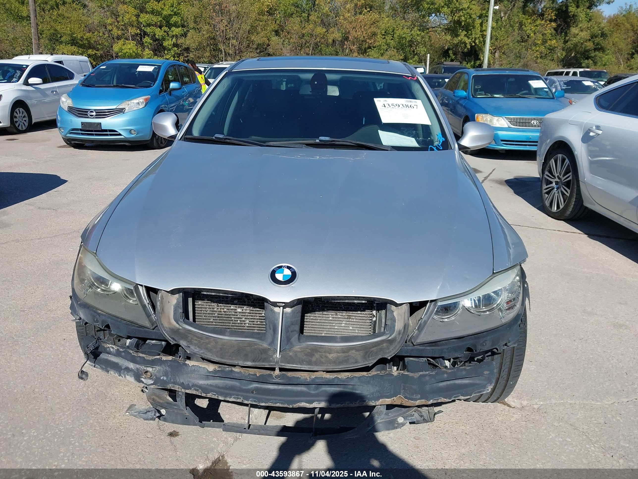 BMW 328I image 6