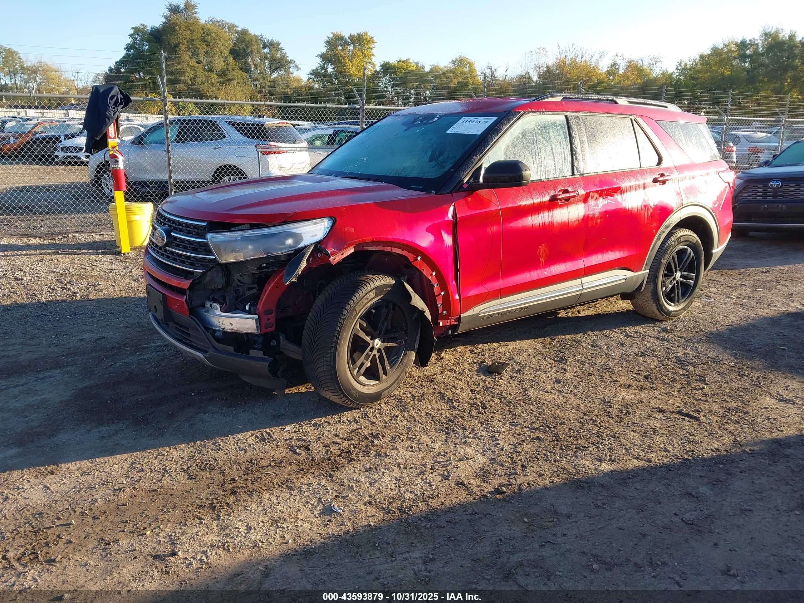 FORD EXPLORER image 2