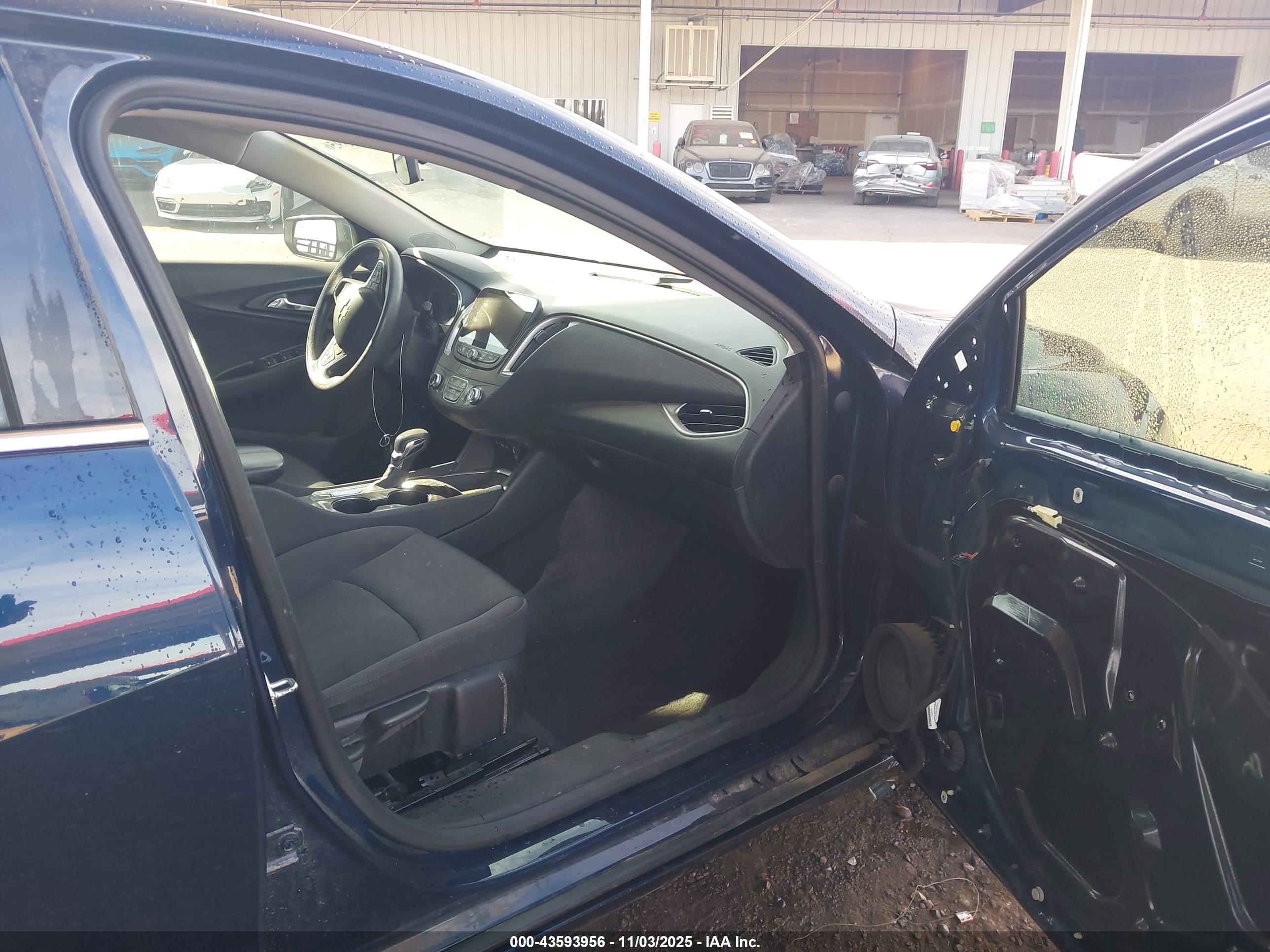 CHEVROLET MALIBU image 5