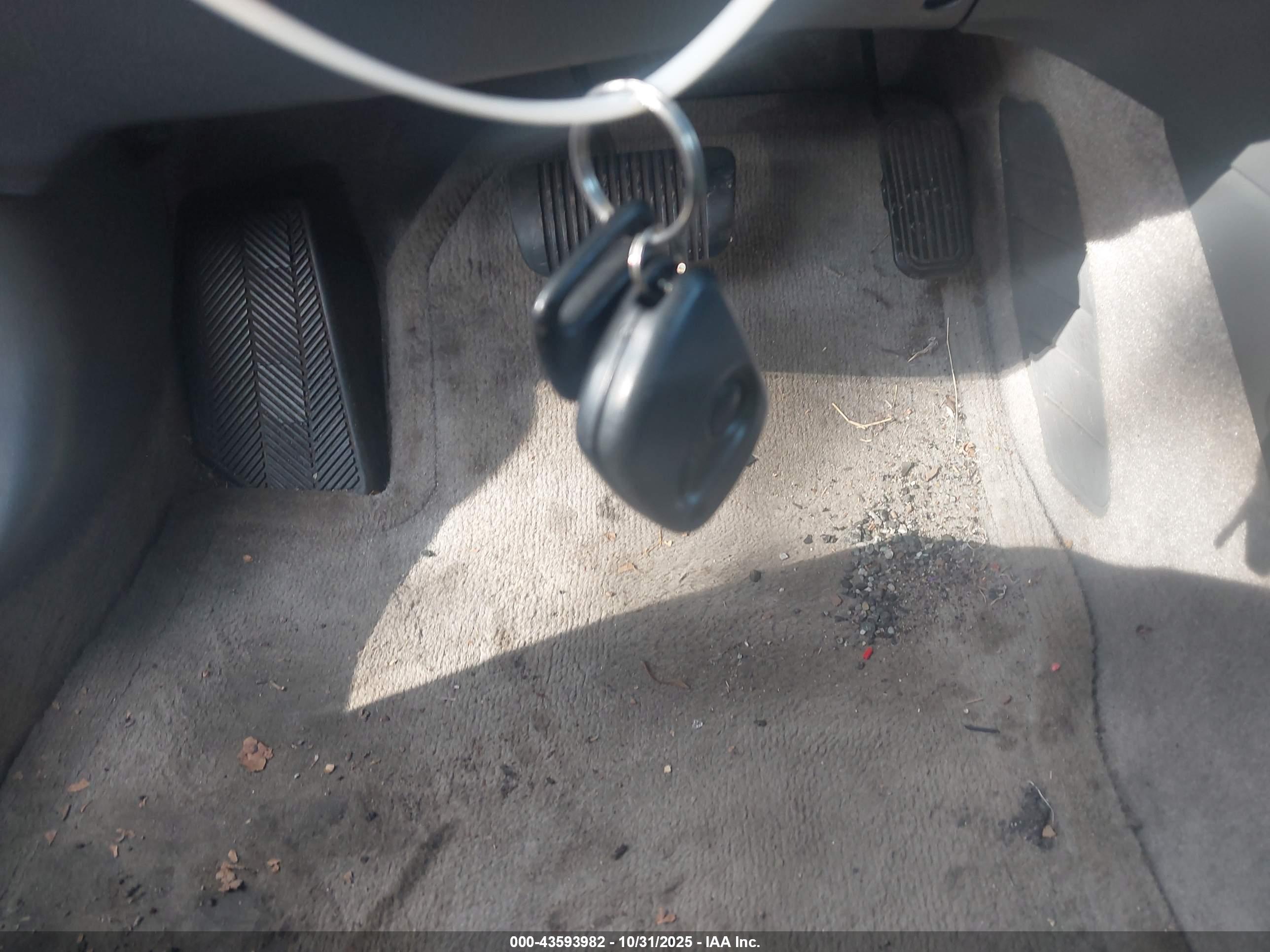 TOYOTA CAMRY image 11