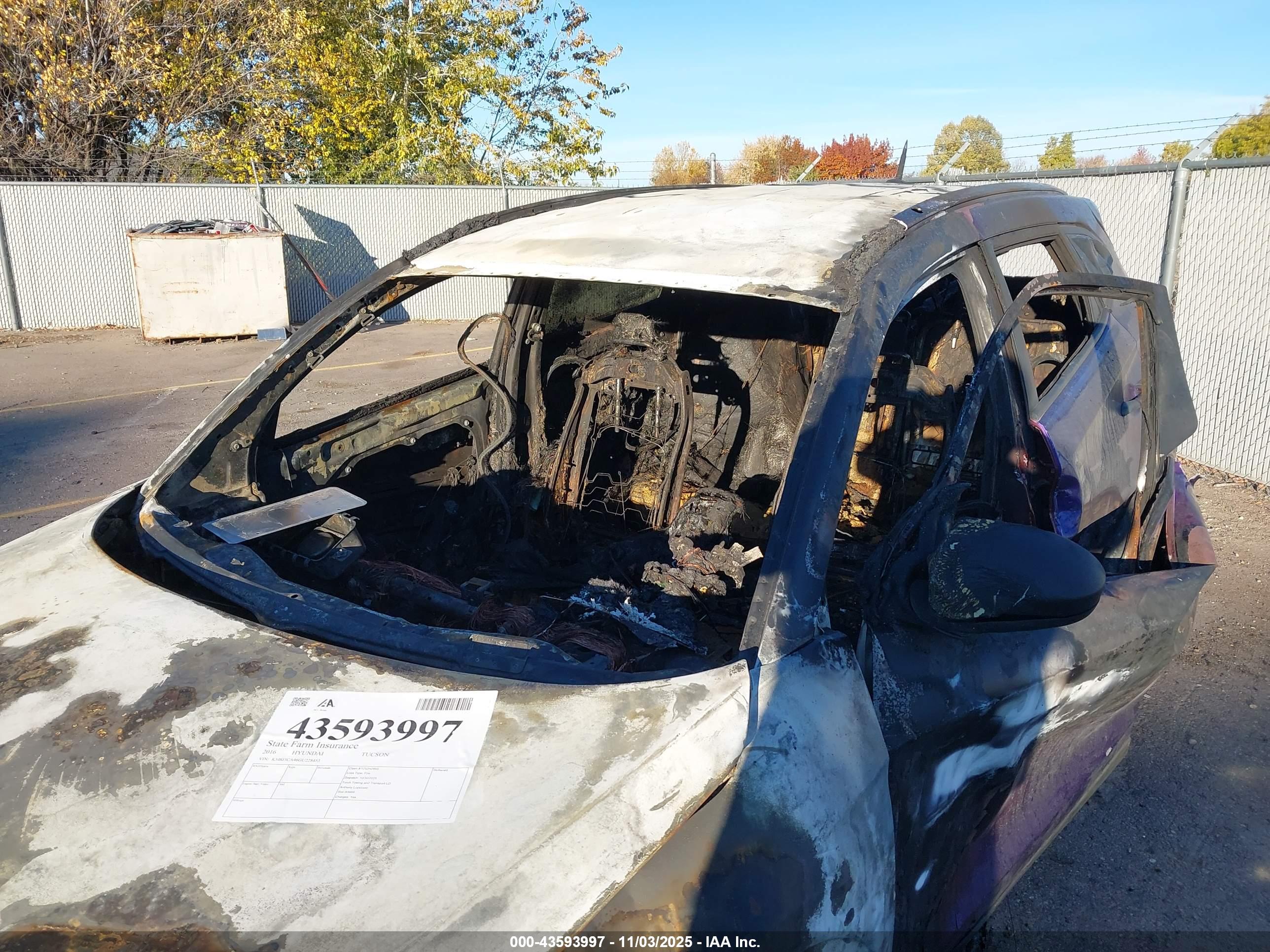 HYUNDAI TUCSON image 6