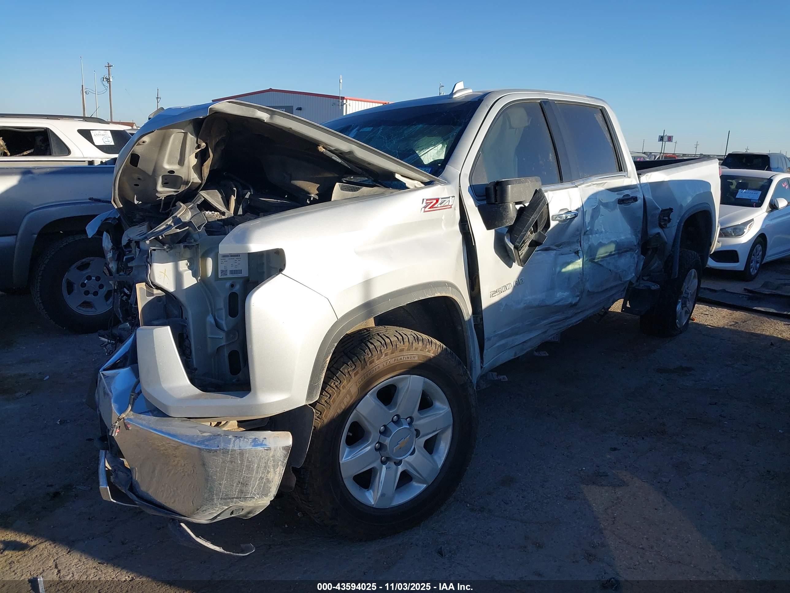 CHEVROLET SILVERADO image 2