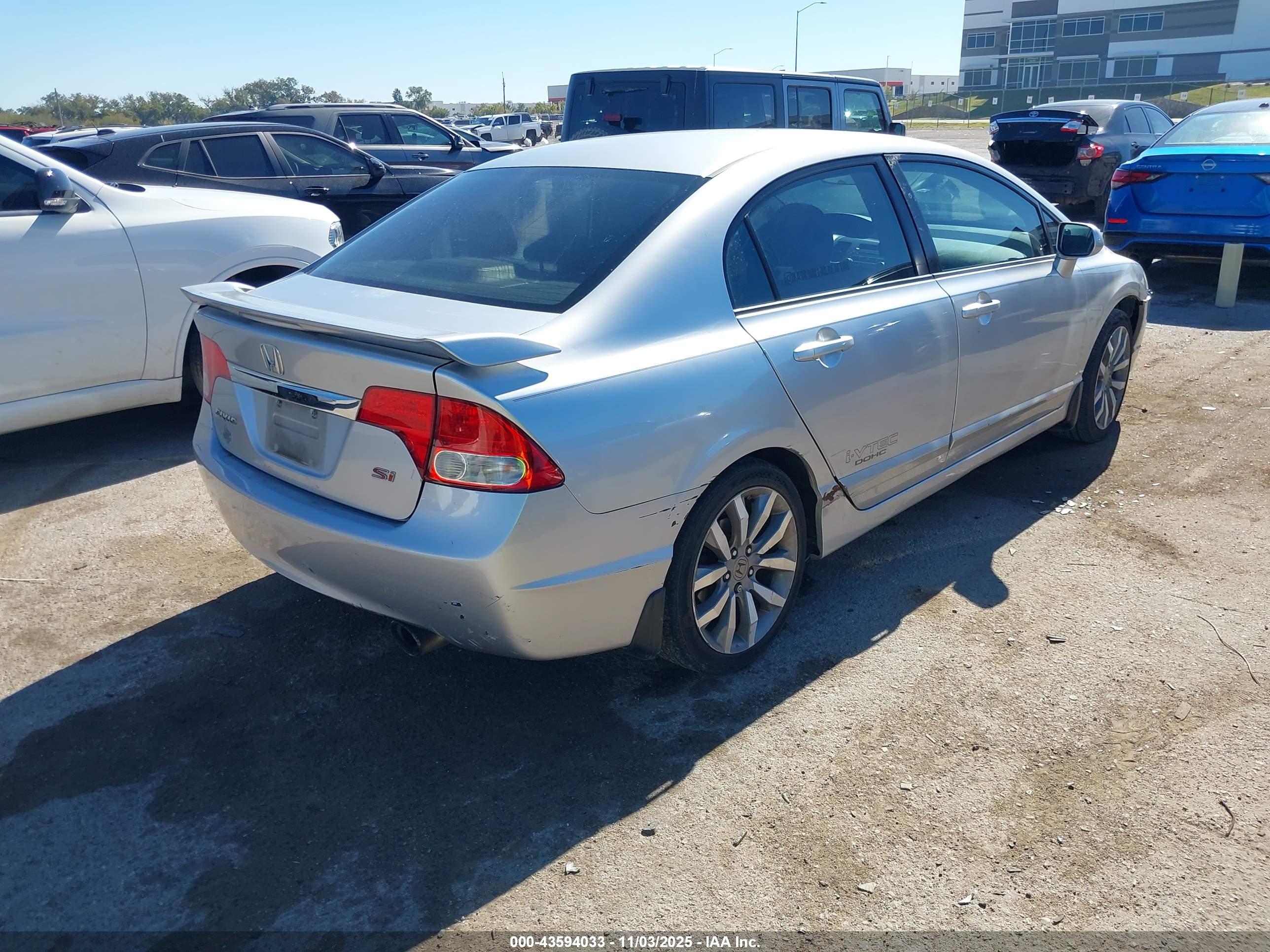 HONDA CIVIC image 4