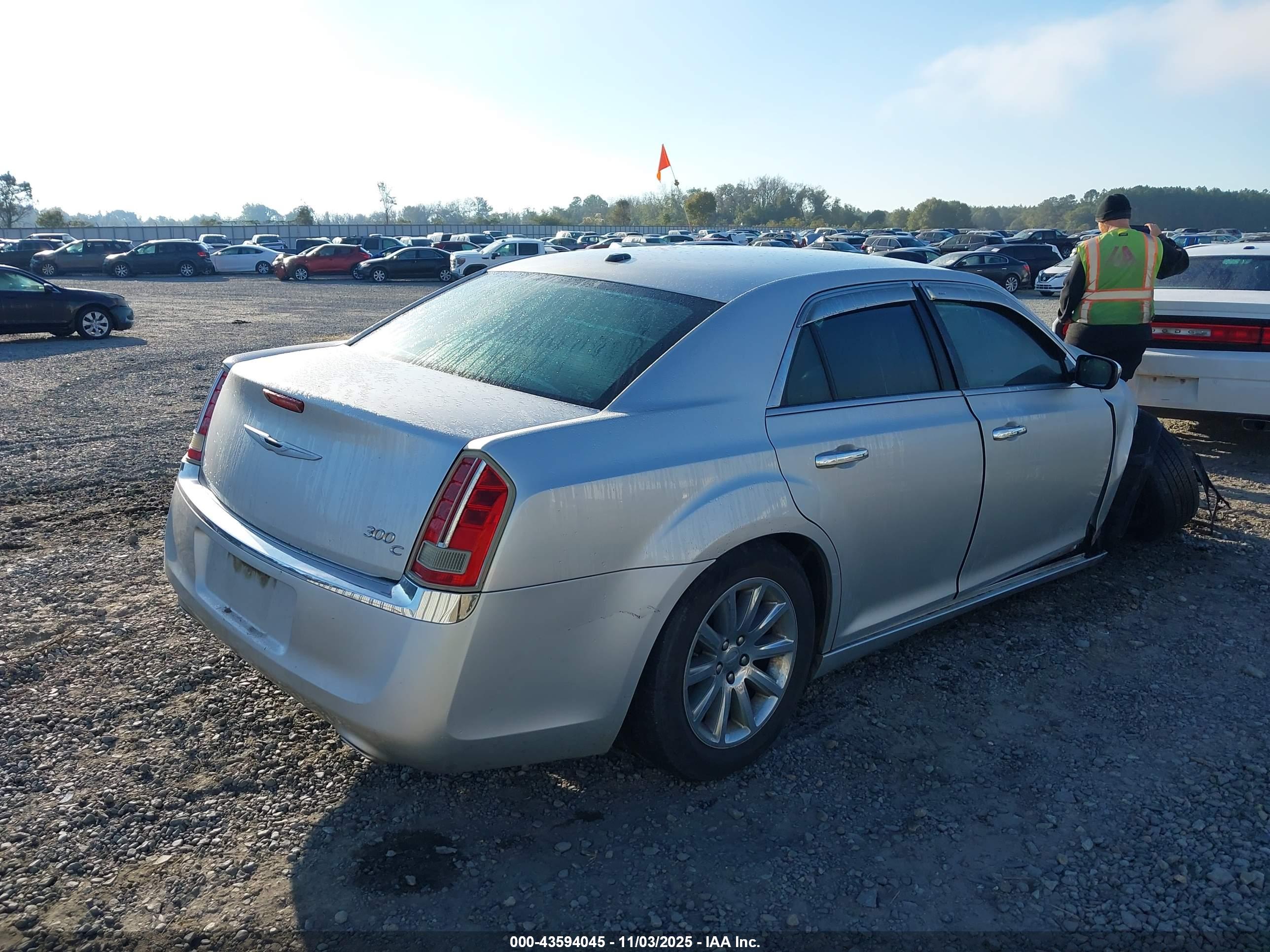 CHRYSLER 300C image 4