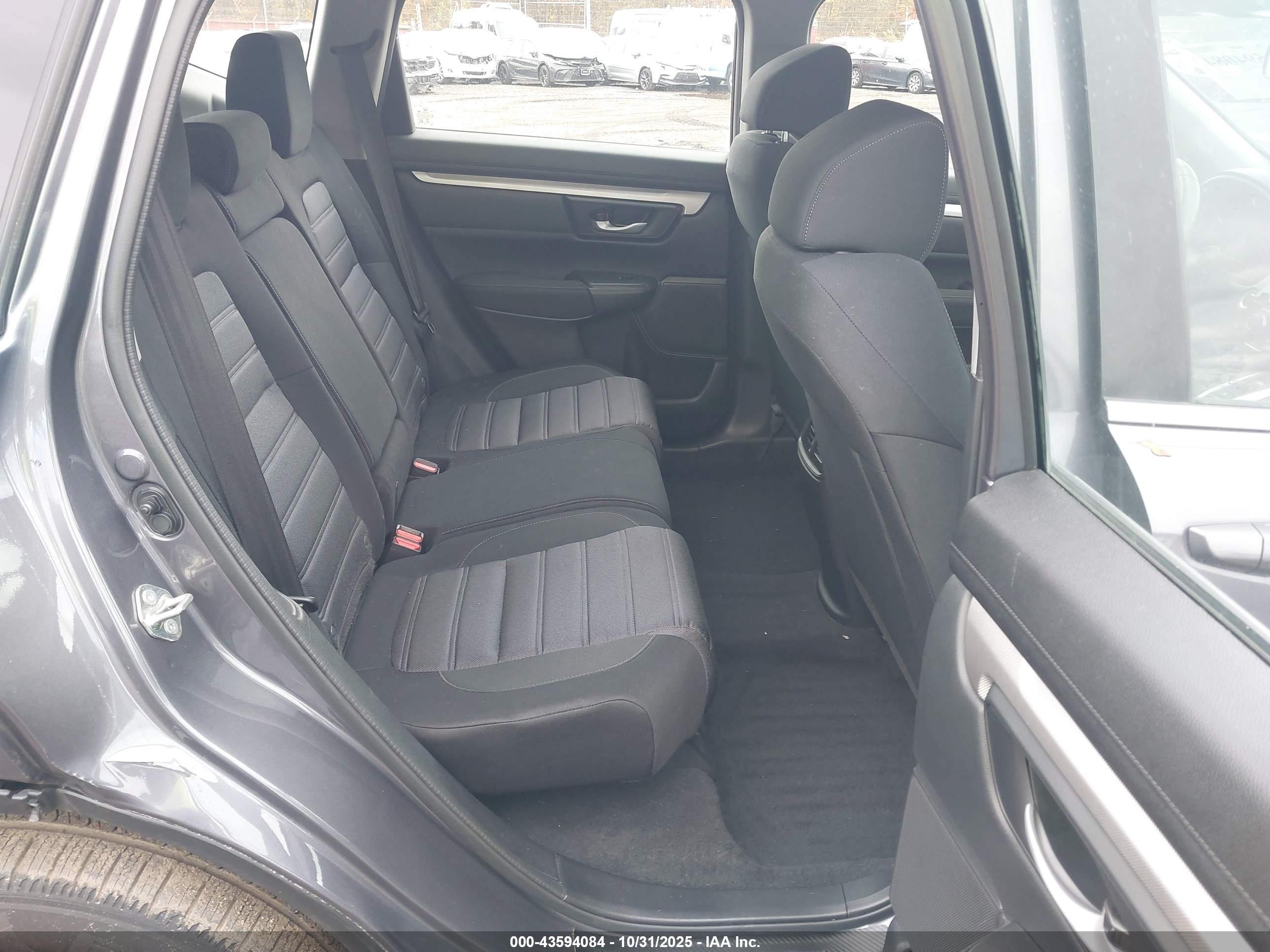 HONDA CR-V image 8