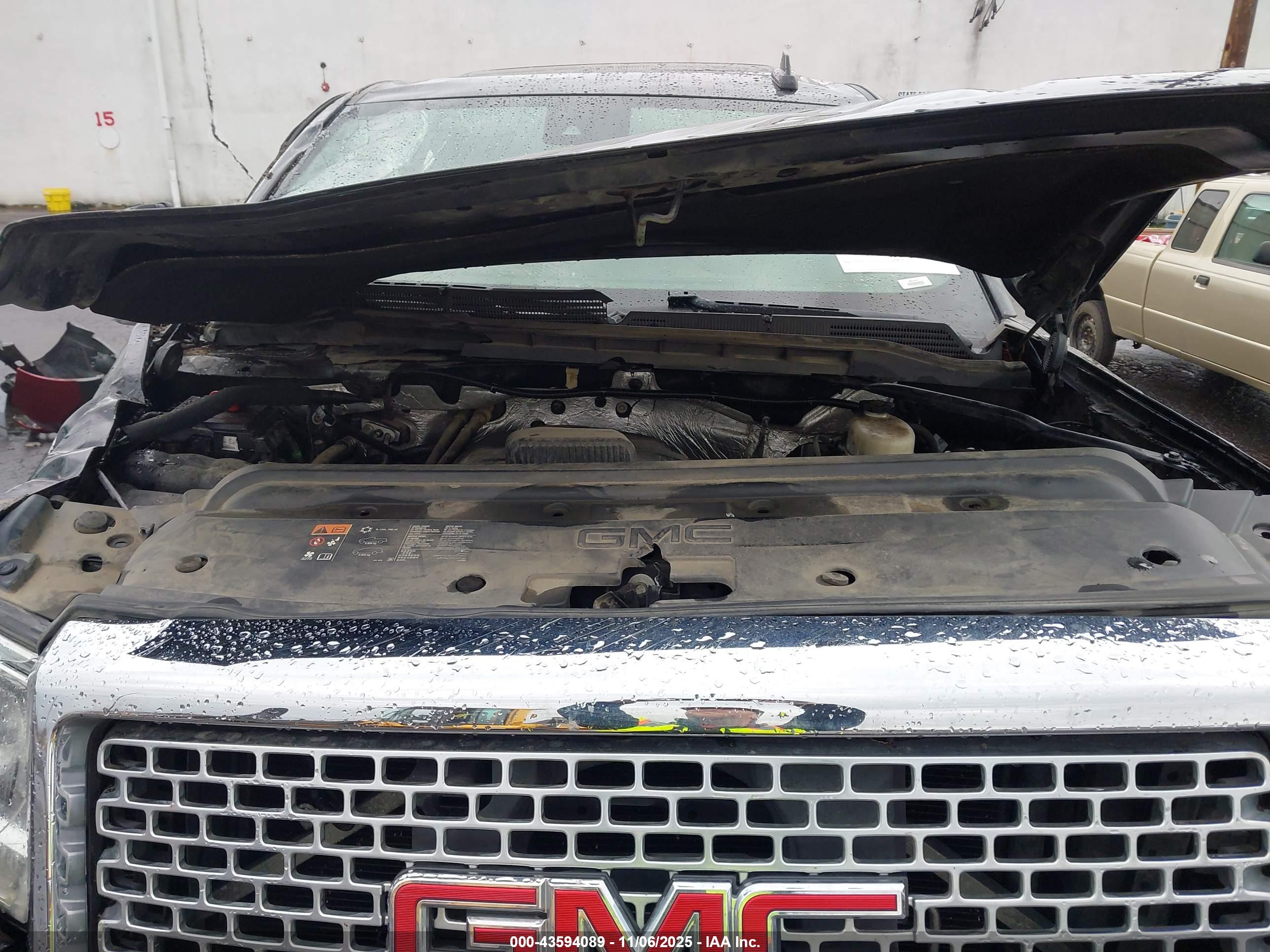 GMC SIERRA image 10