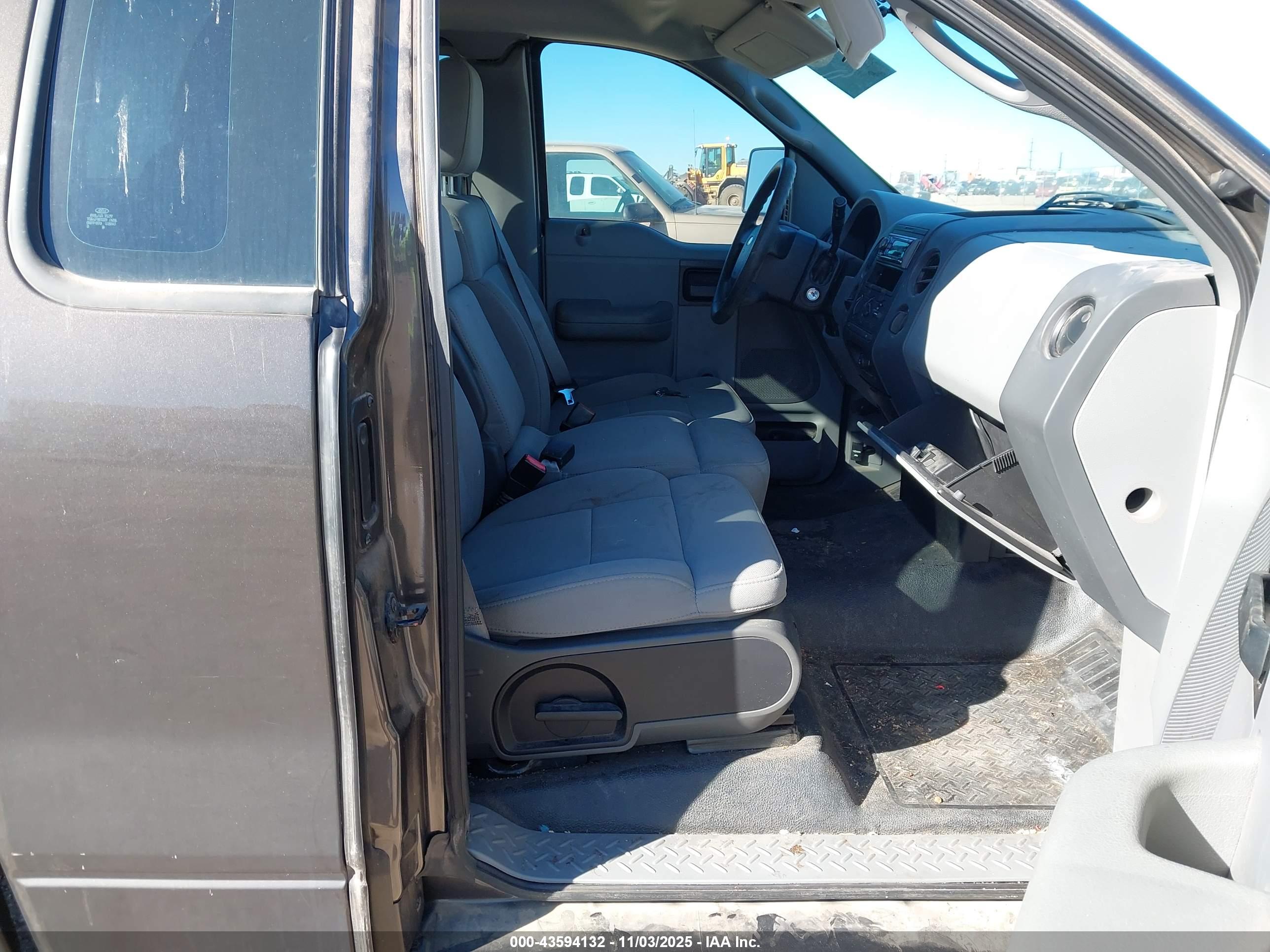 FORD F-150 image 5