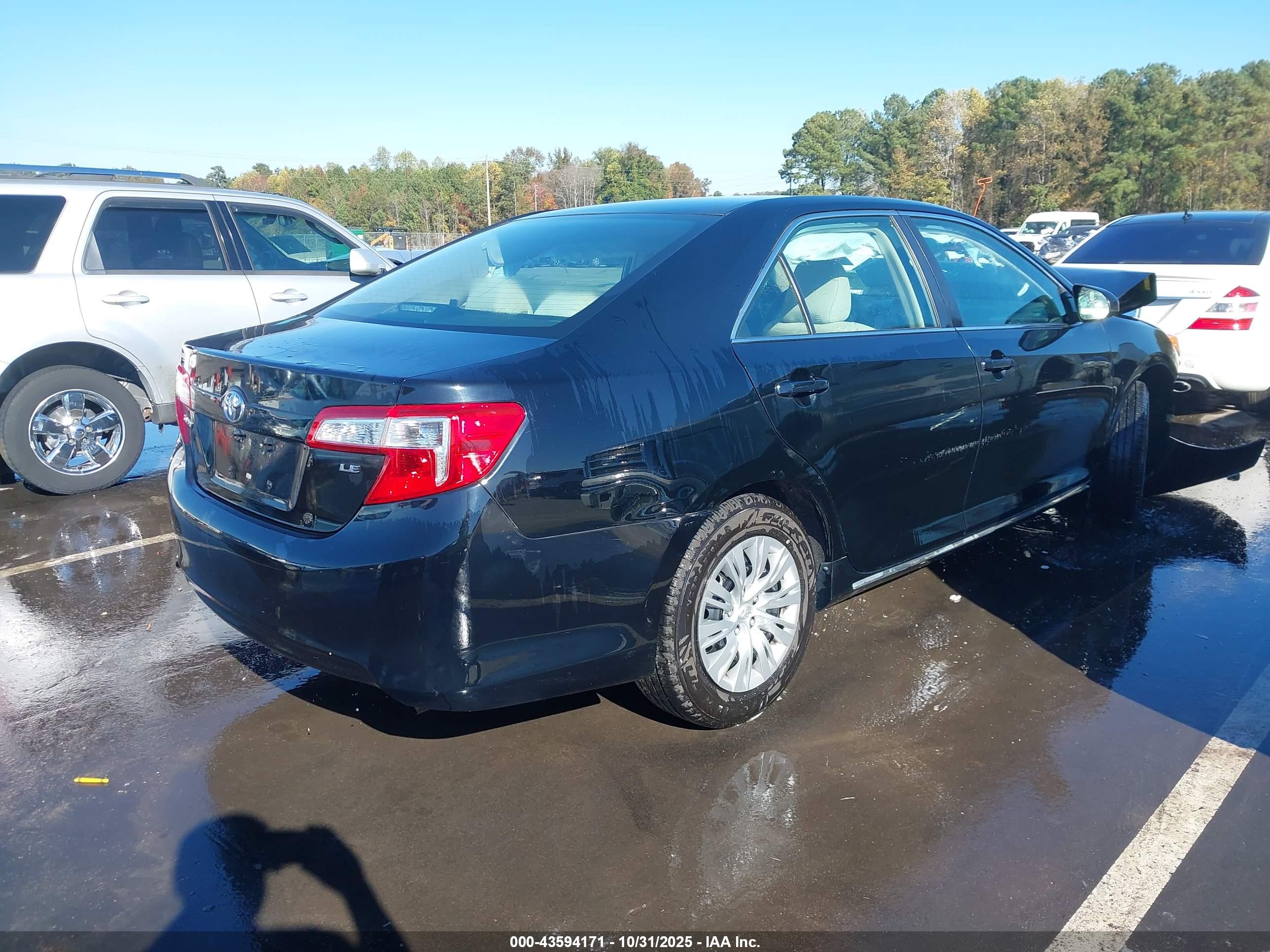 TOYOTA CAMRY image 4
