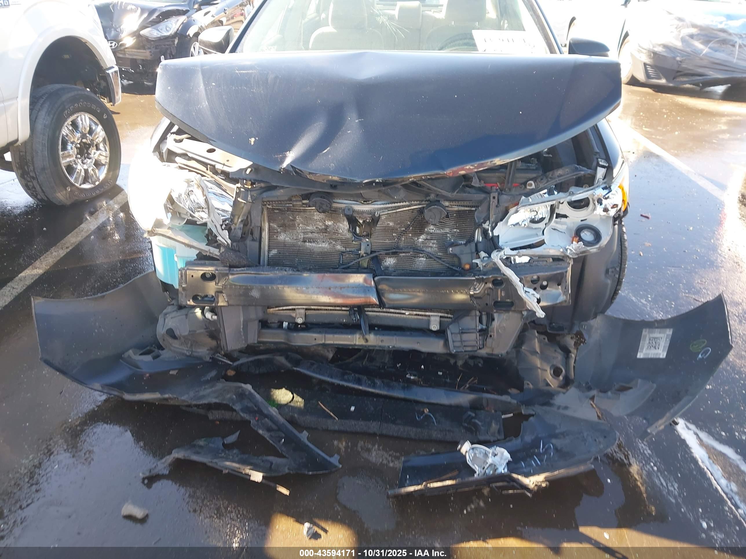 TOYOTA CAMRY image 6
