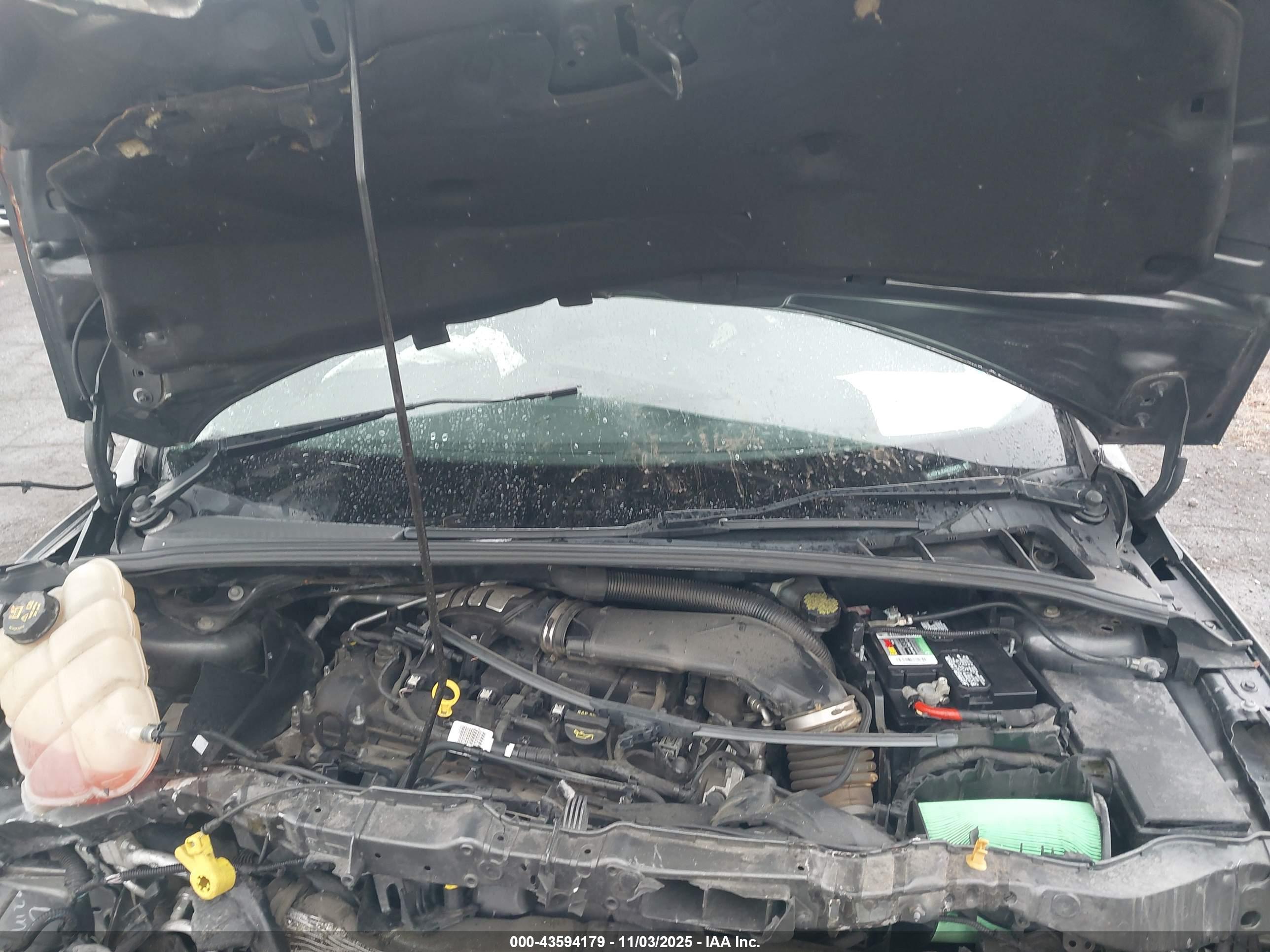 FORD FOCUS image 10