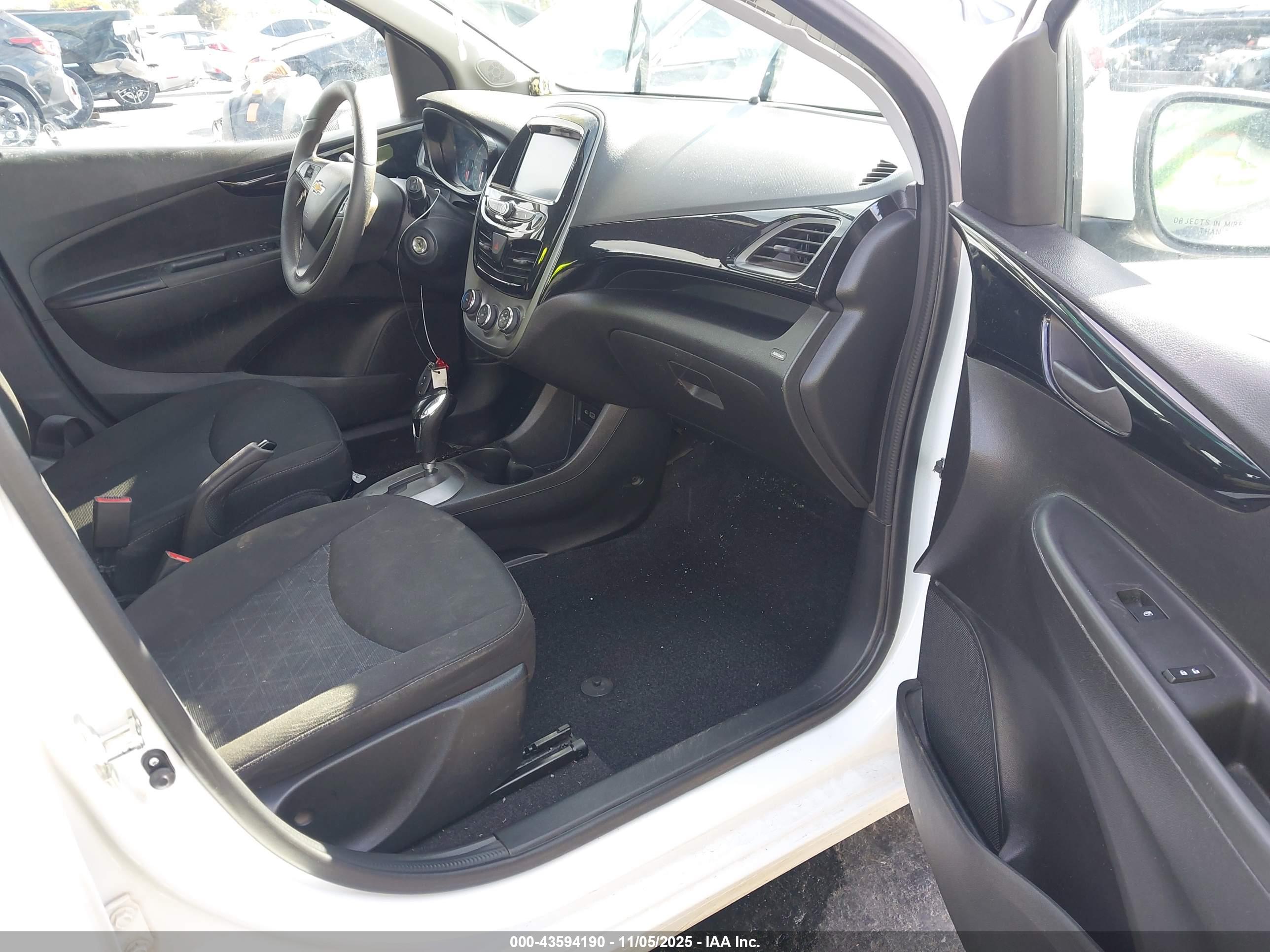 CHEVROLET SPARK image 5