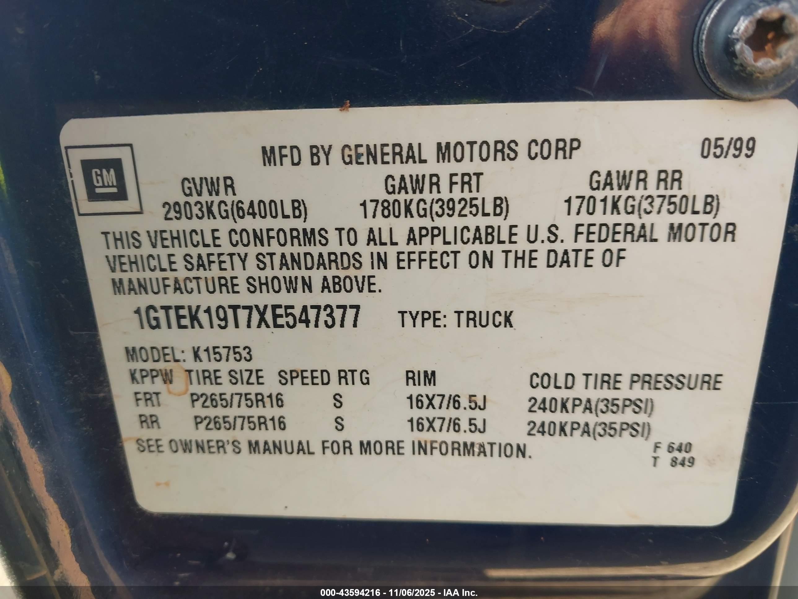 GMC SIERRA image 9