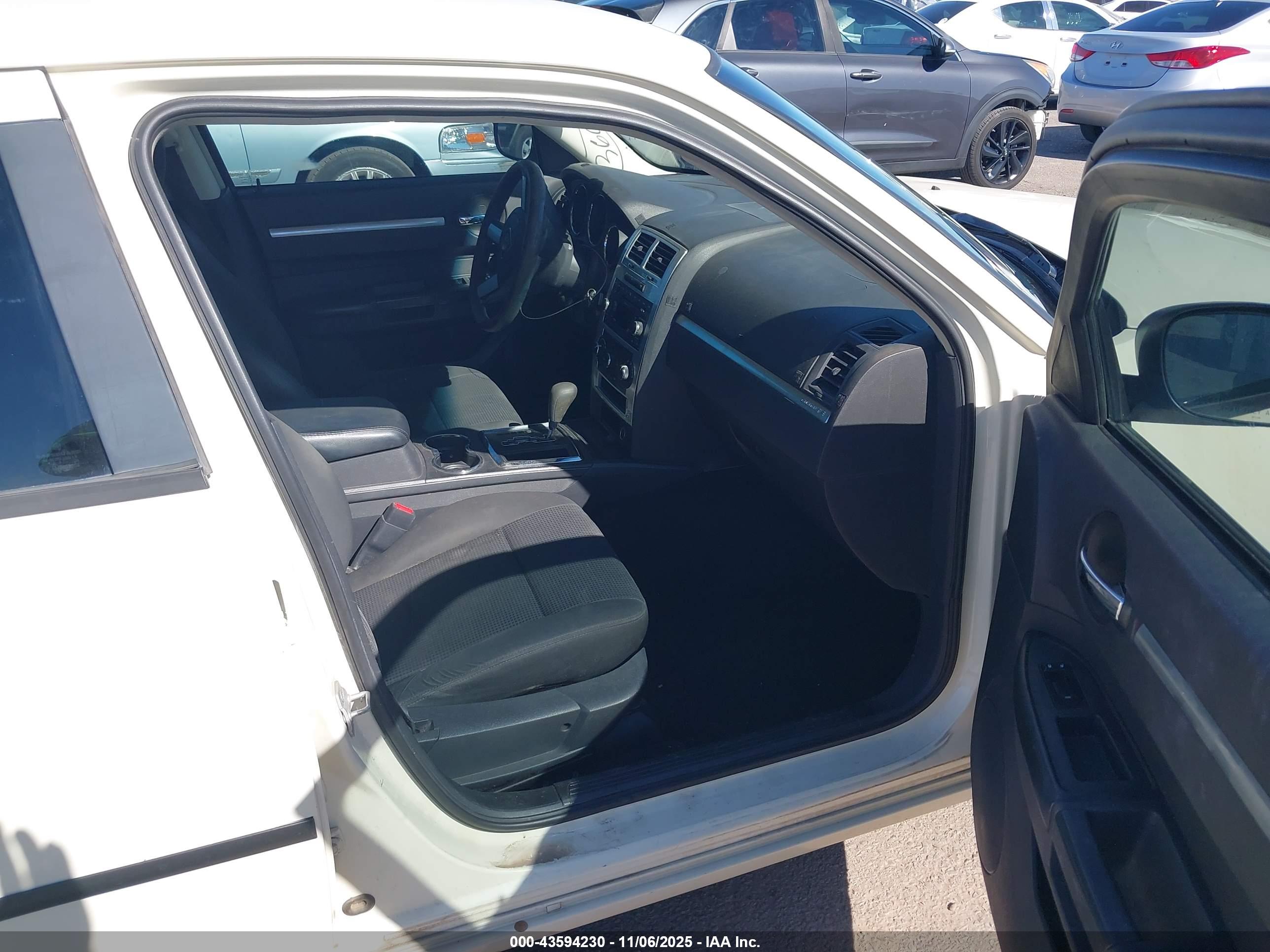 DODGE CHARGER image 5