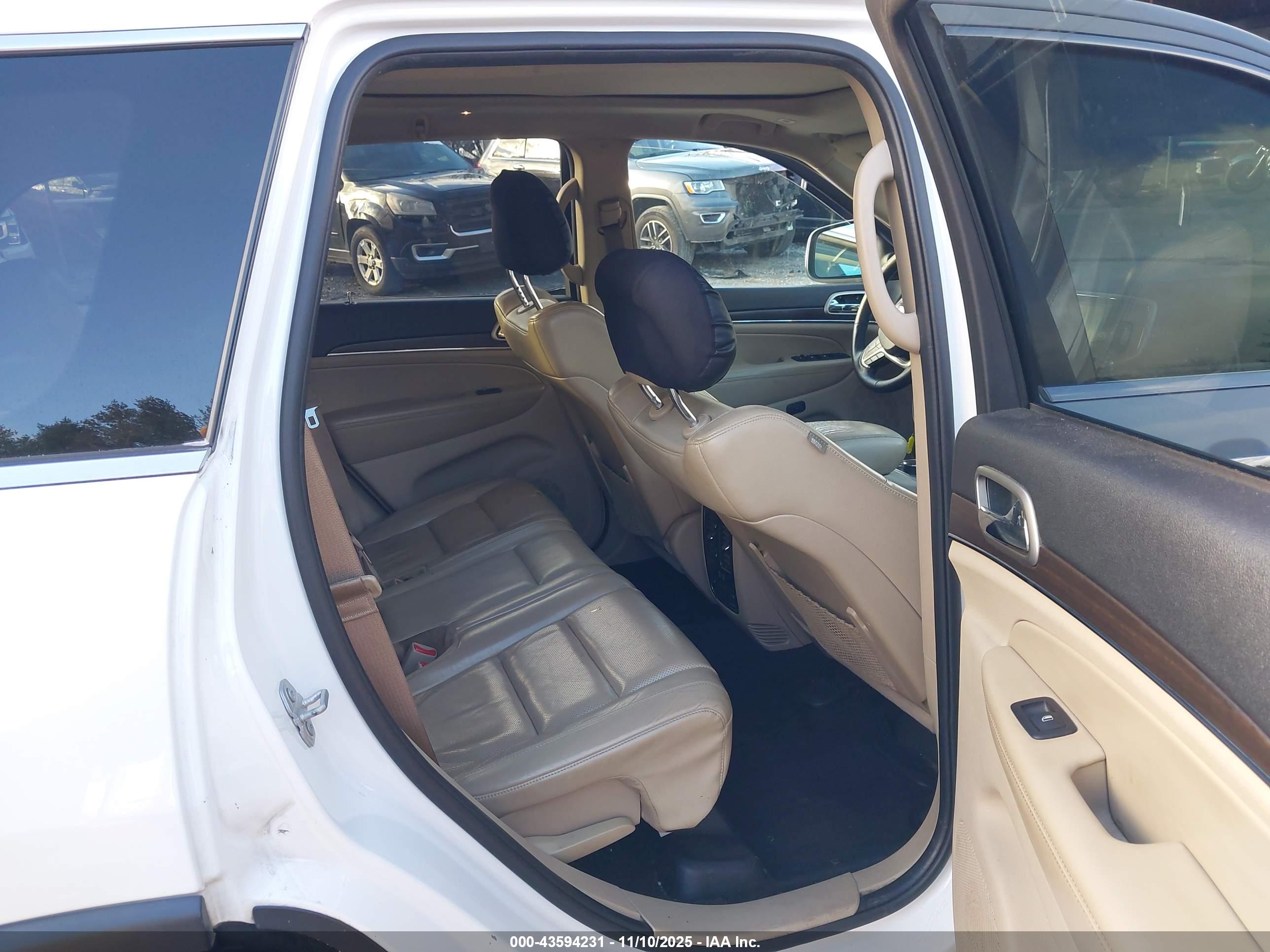 JEEP GRAND image 8
