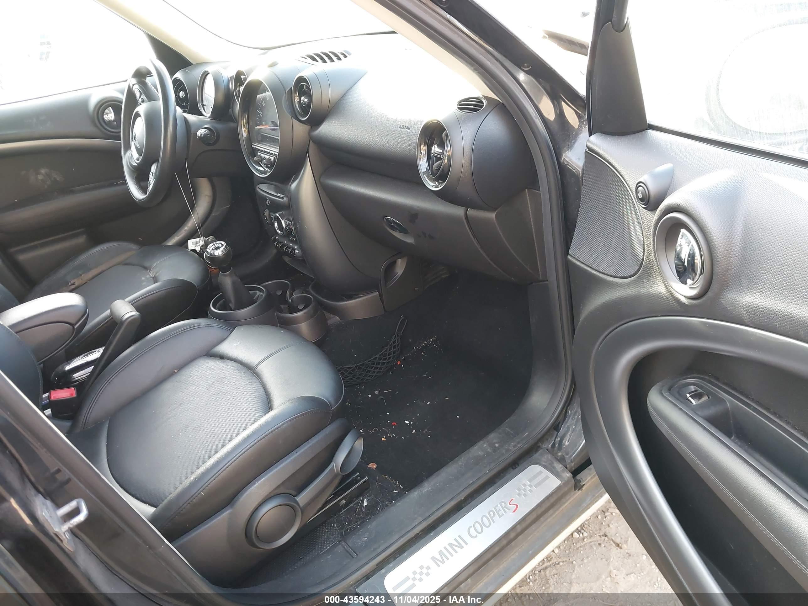 MINI COUNTRYMAN image 5
