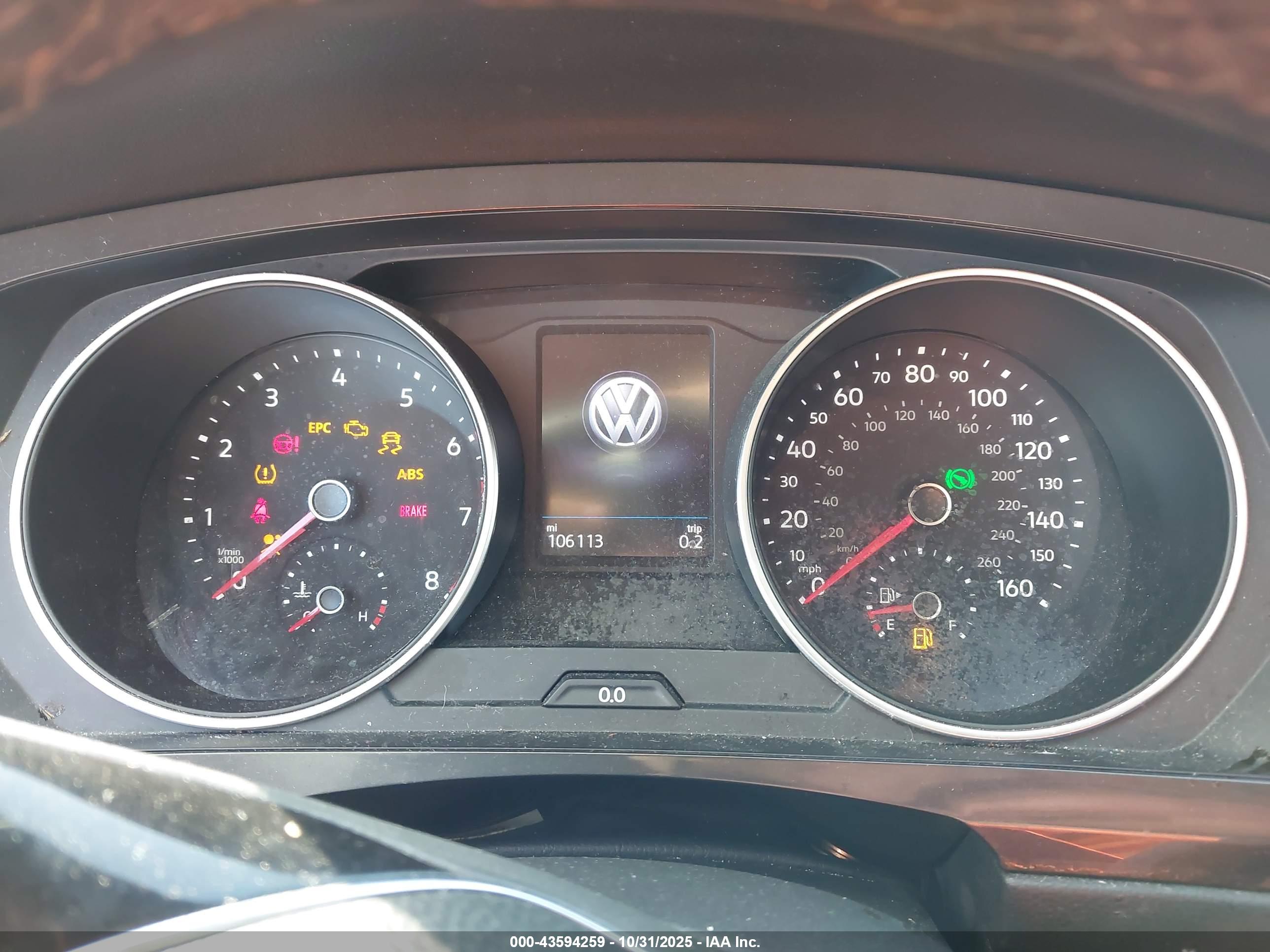 VOLKSWAGEN TIGUAN image 7