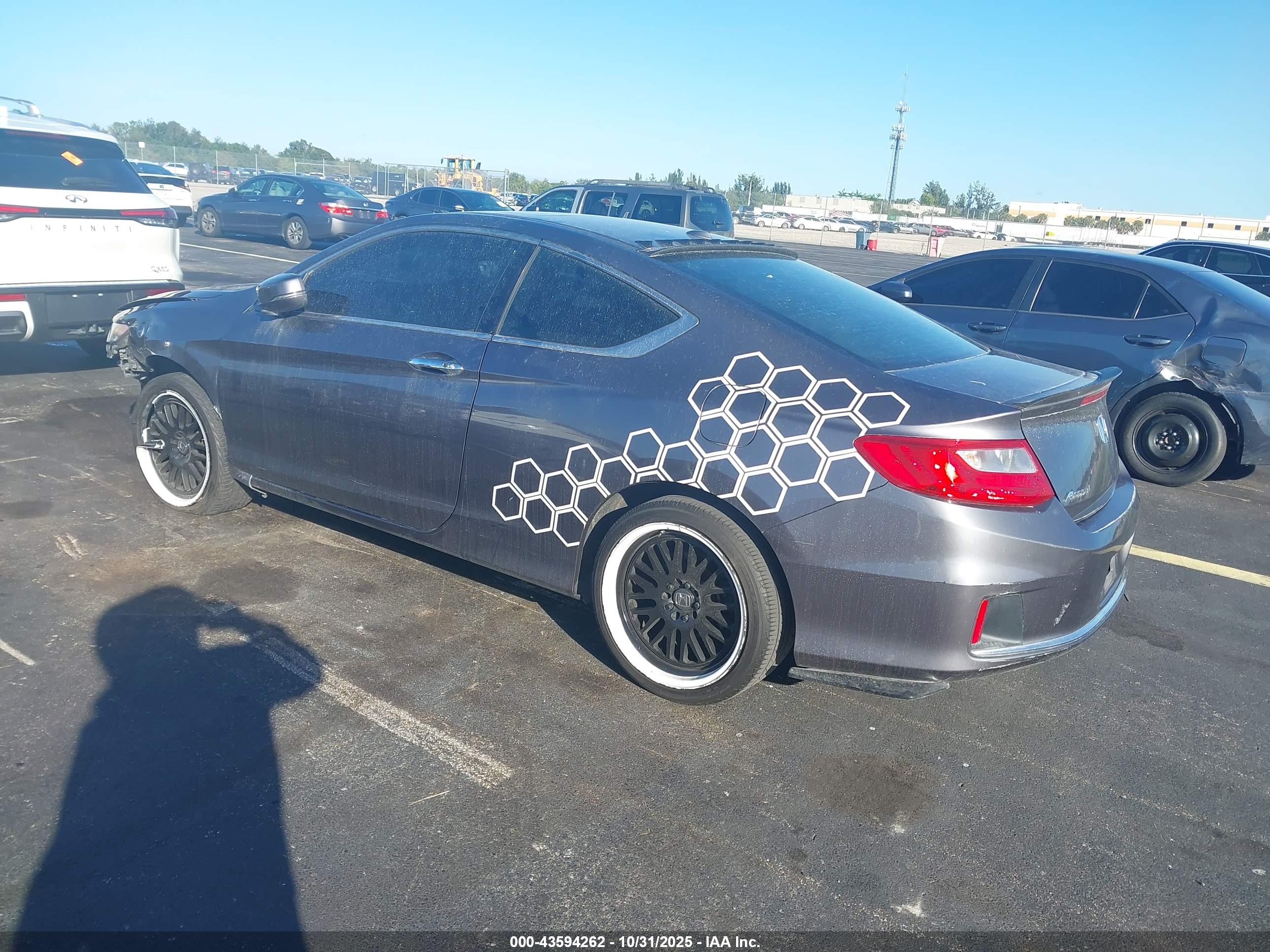 HONDA ACCORD image 3