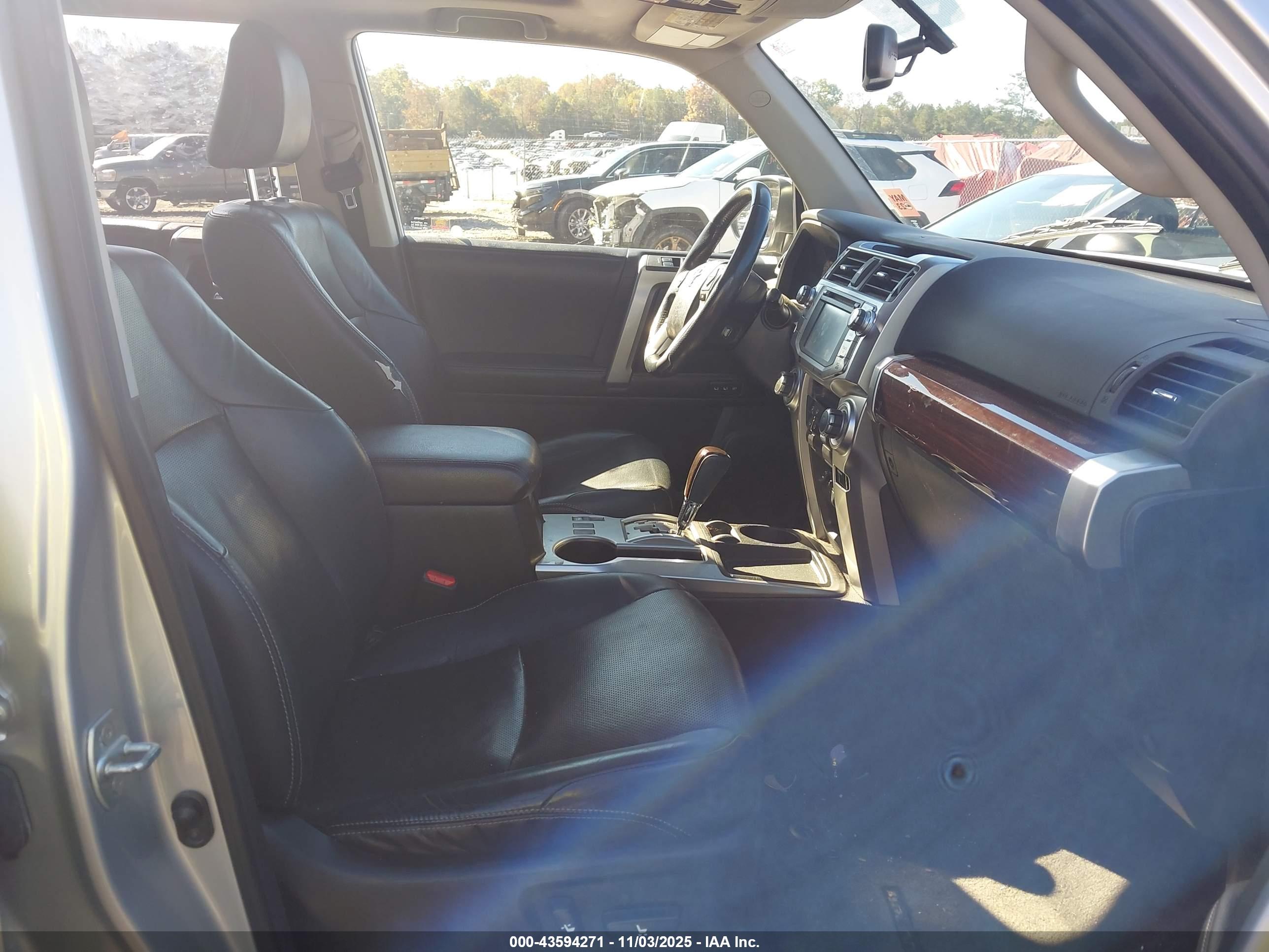 TOYOTA 4RUNNER image 5