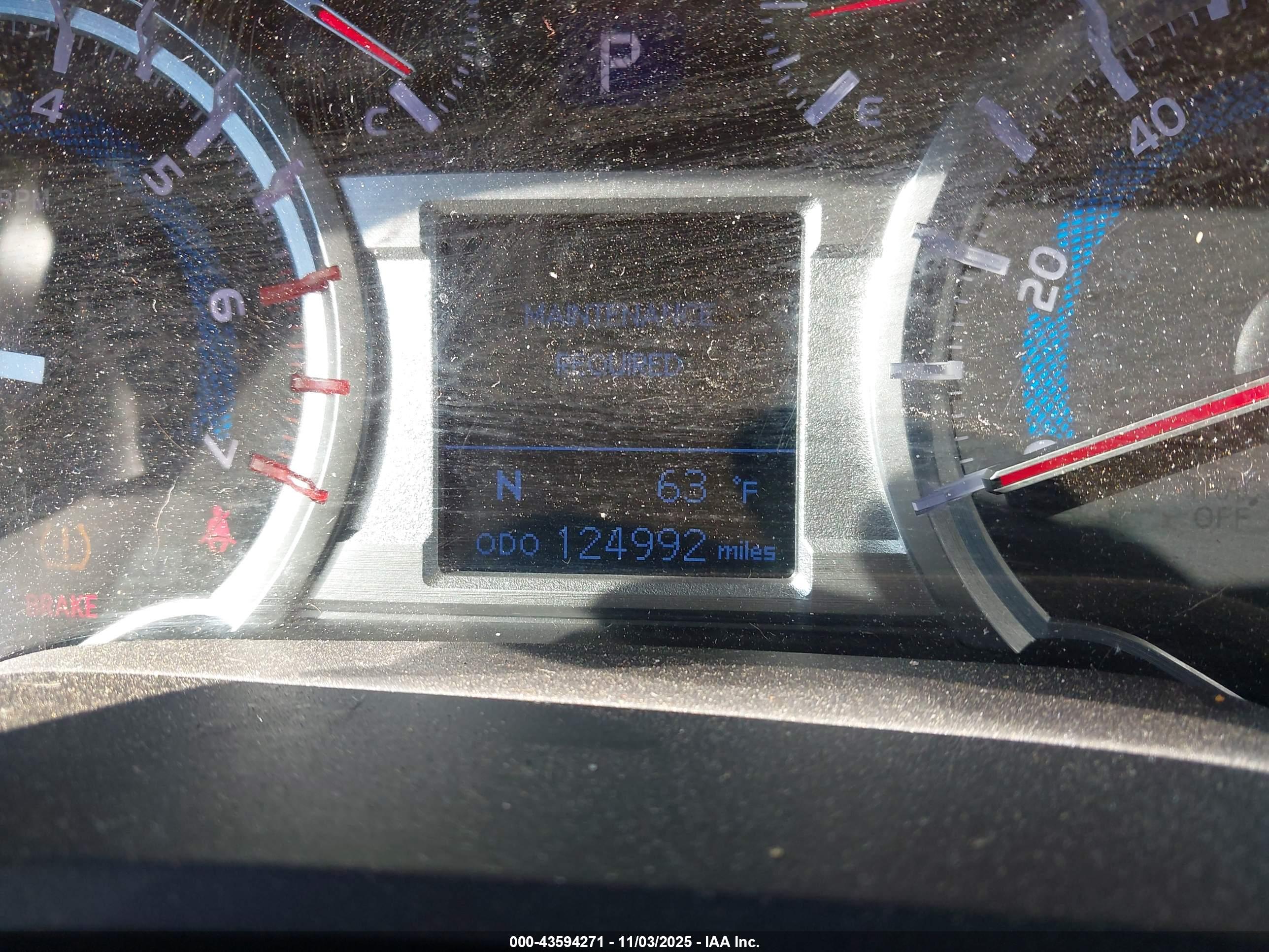 TOYOTA 4RUNNER image 7