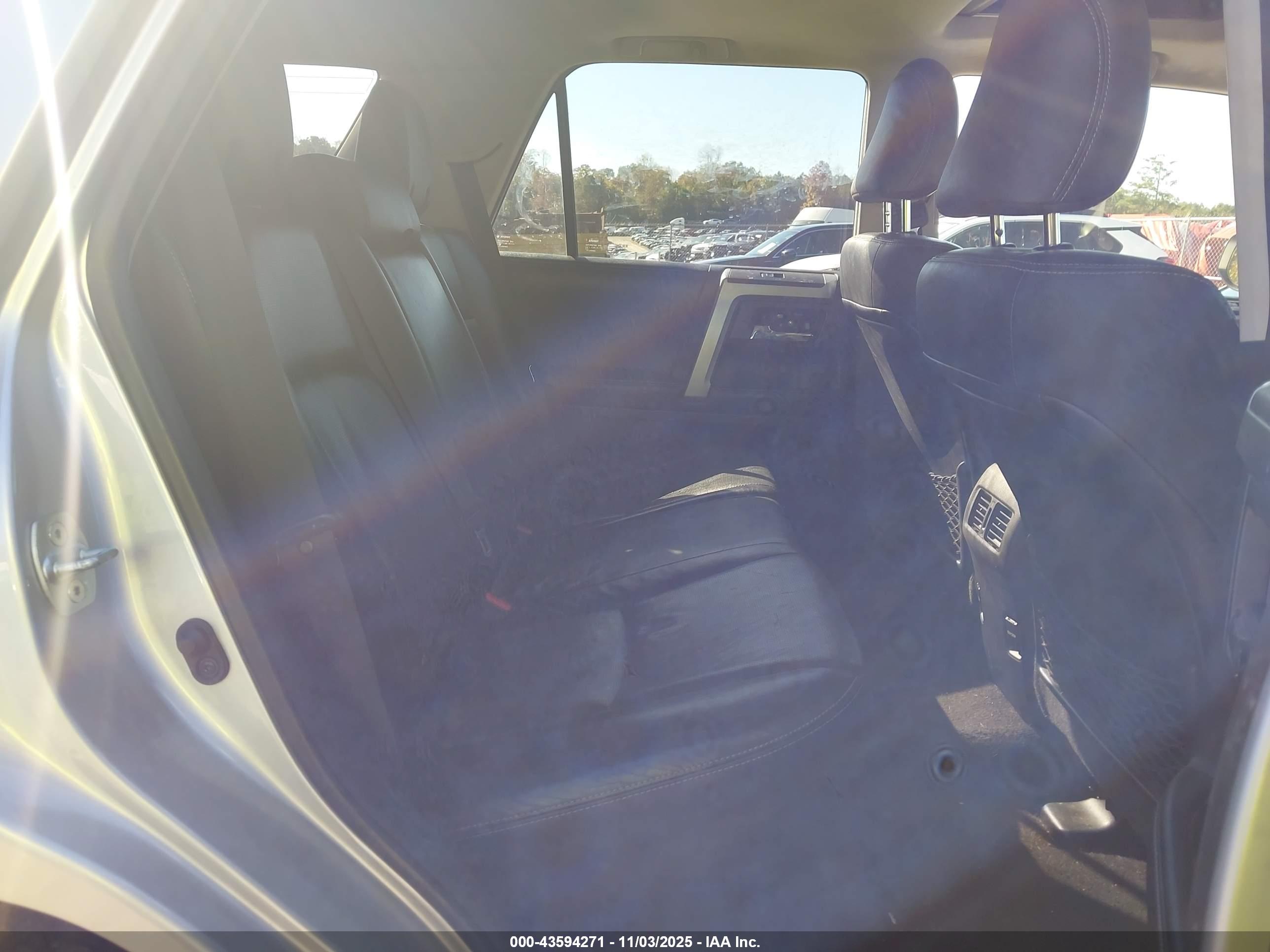 TOYOTA 4RUNNER image 8